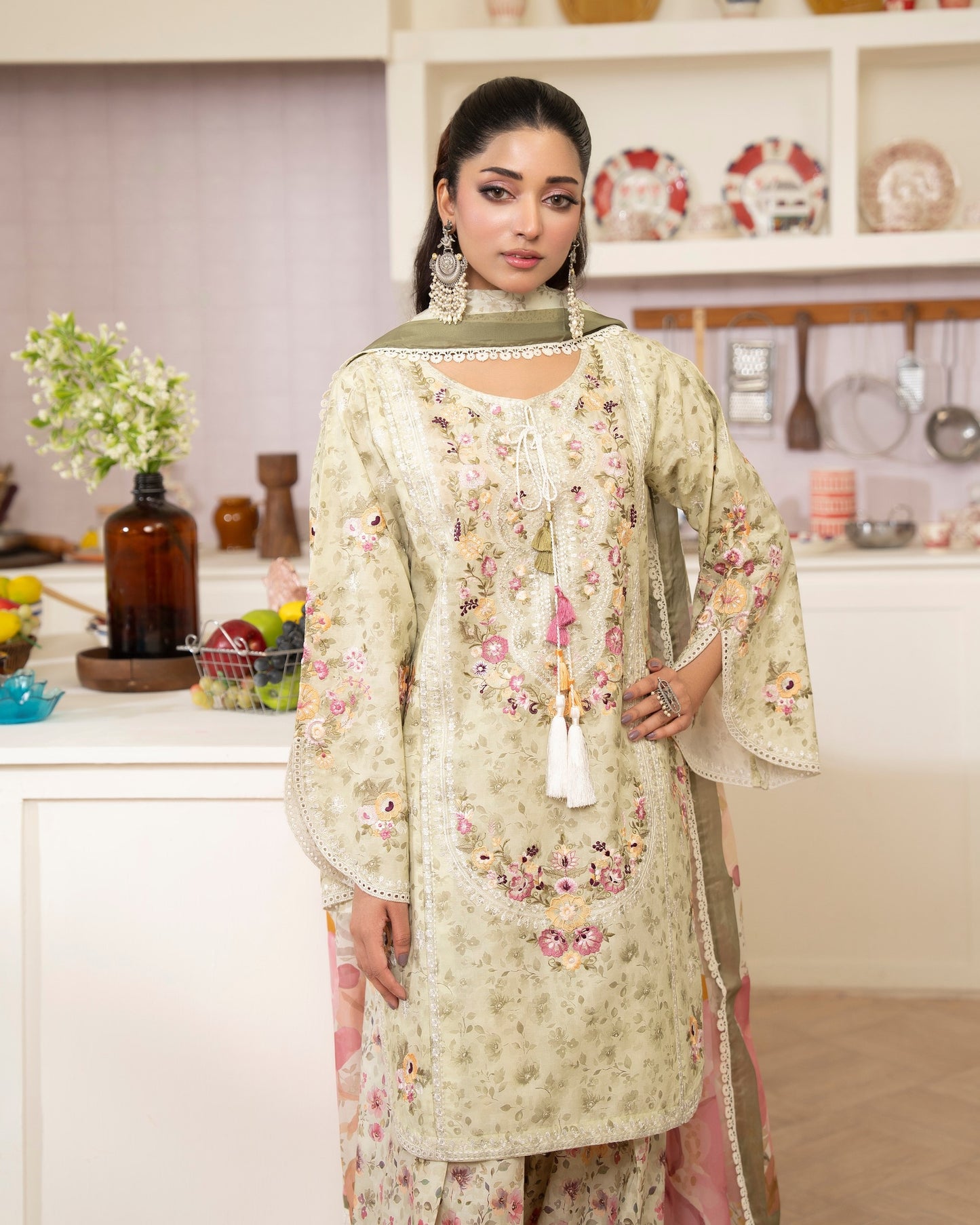 Karma Gul-Mahar 1594 Celadon Green