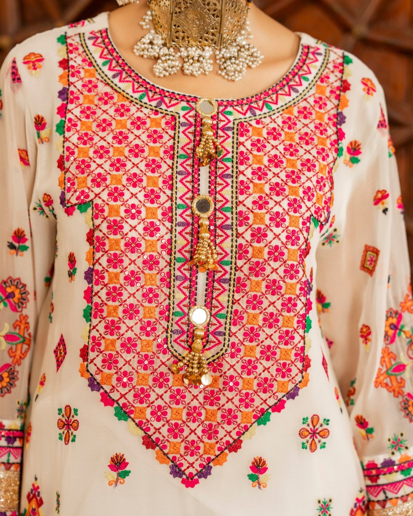 Karma Hayat 492 Chalk White
