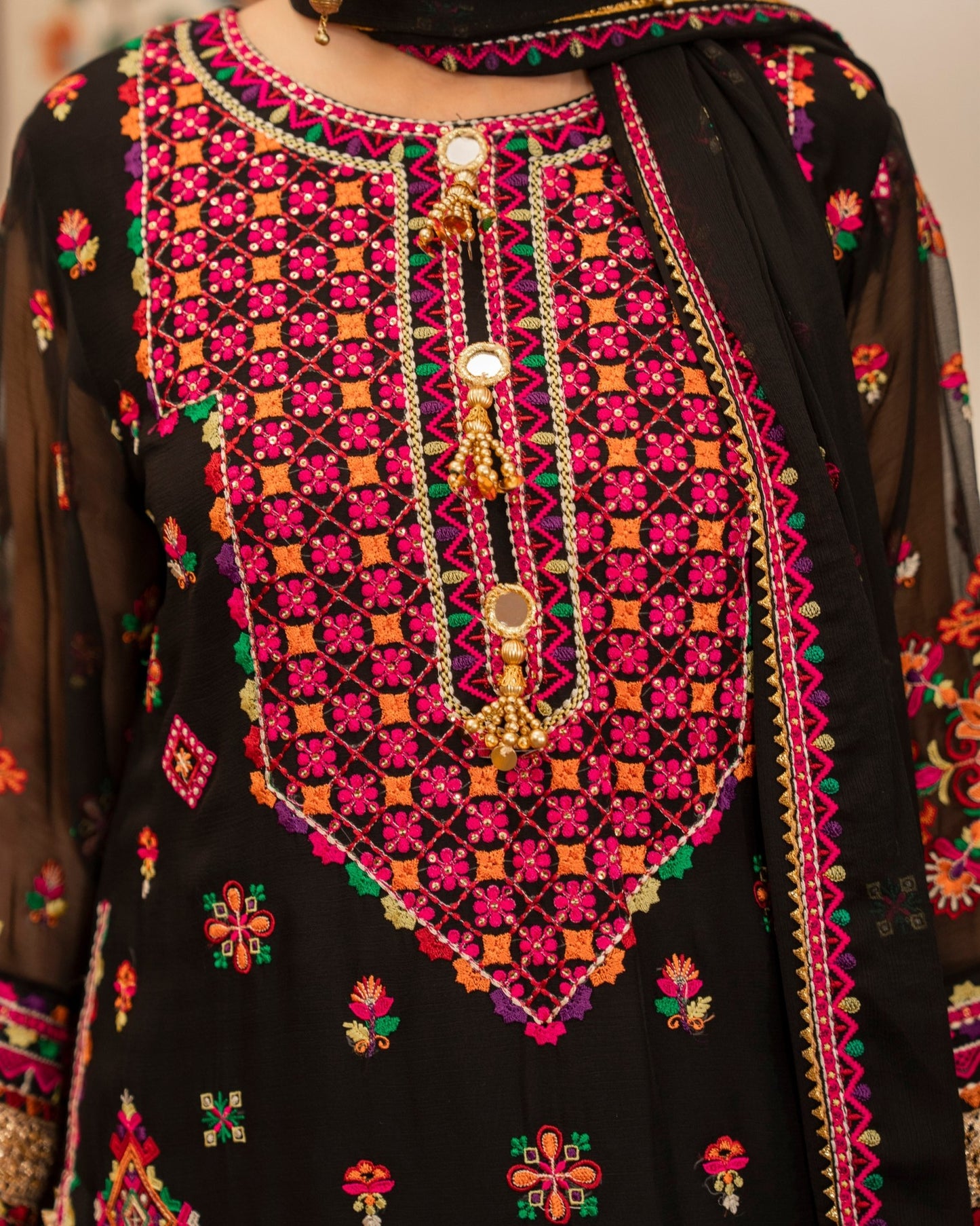 Karma Hayat 492 Pitch Black