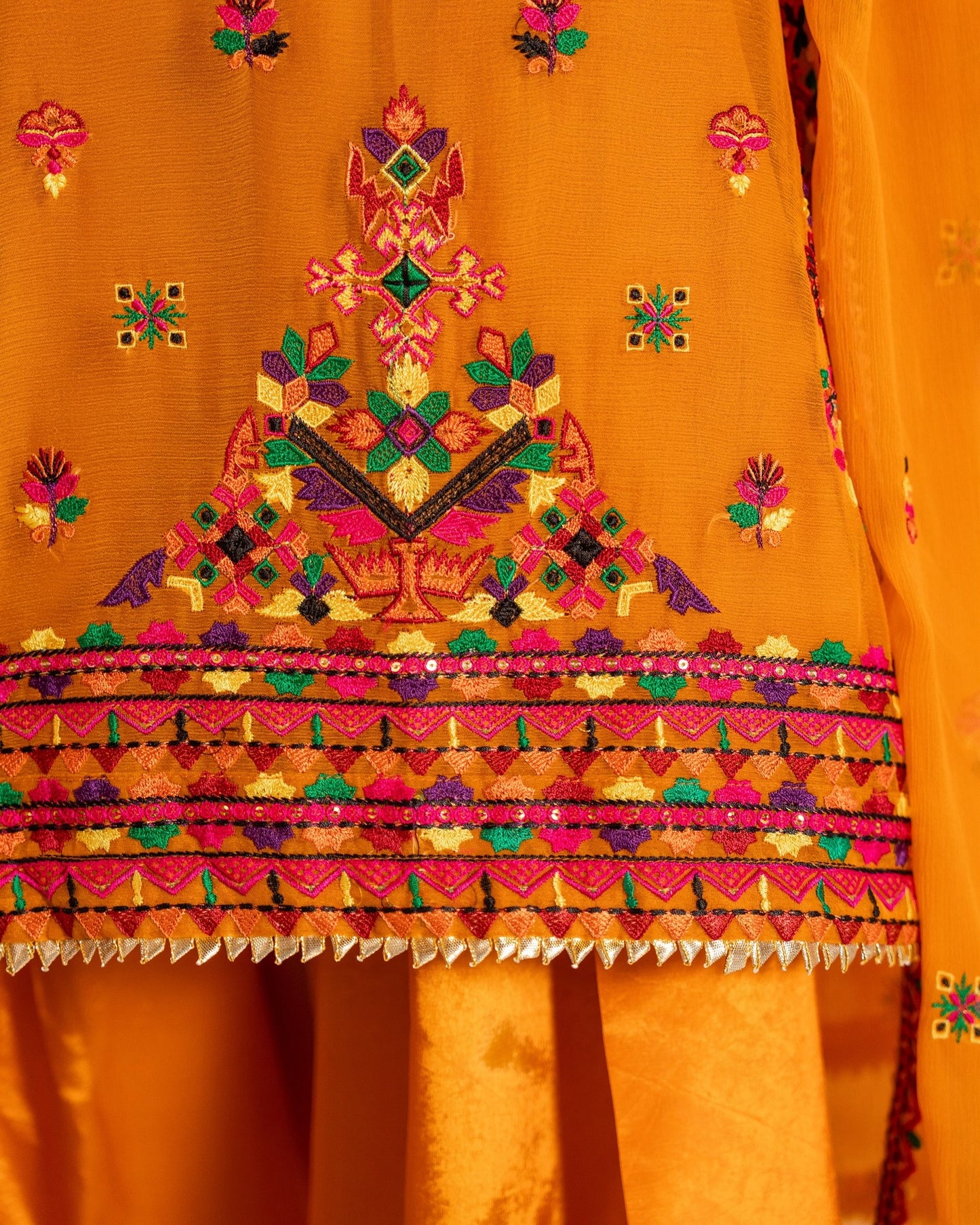 Karma Hayat 492 Goldenrod