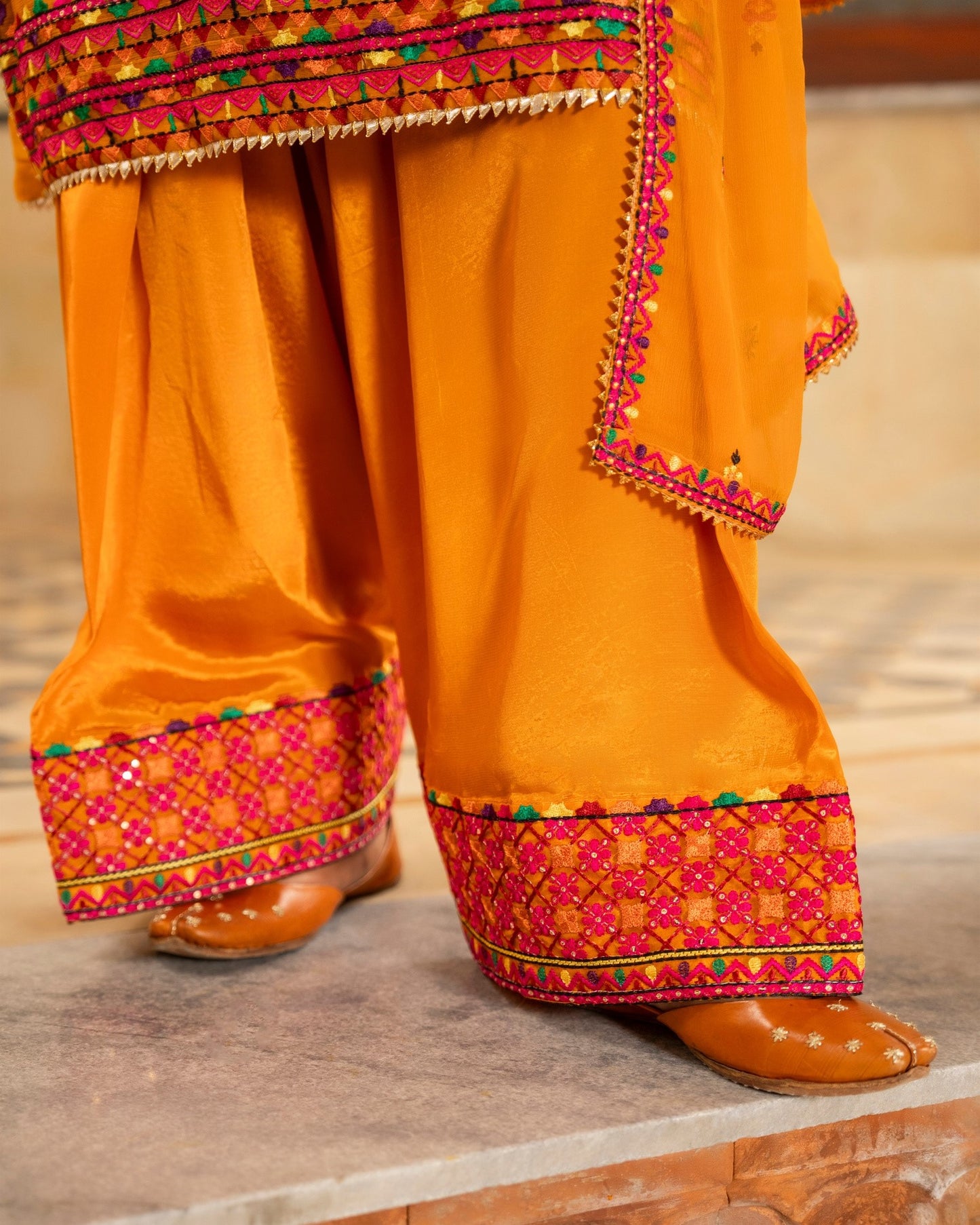 Karma Hayat 492 Goldenrod