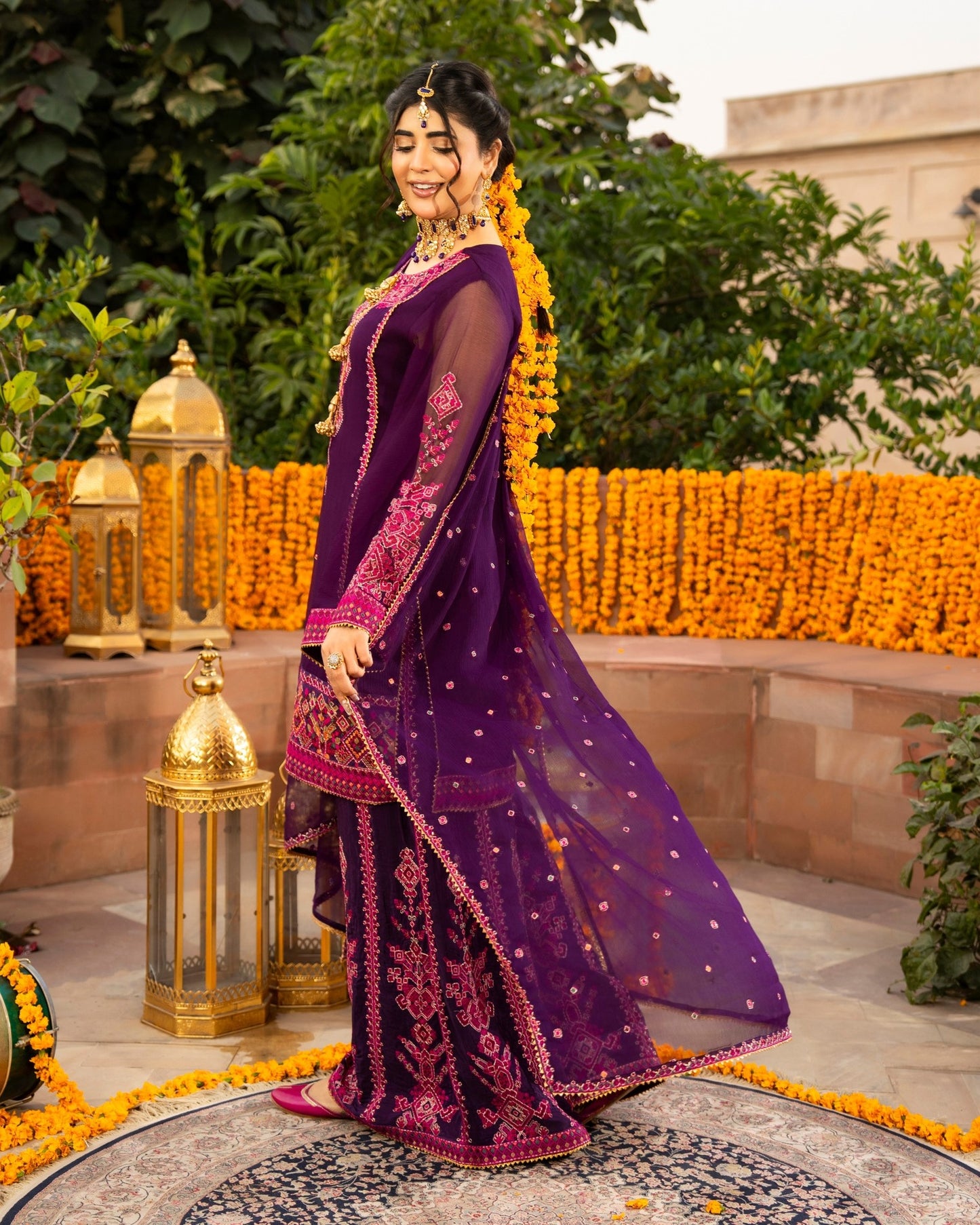 Karma Hayat 494 Magenta