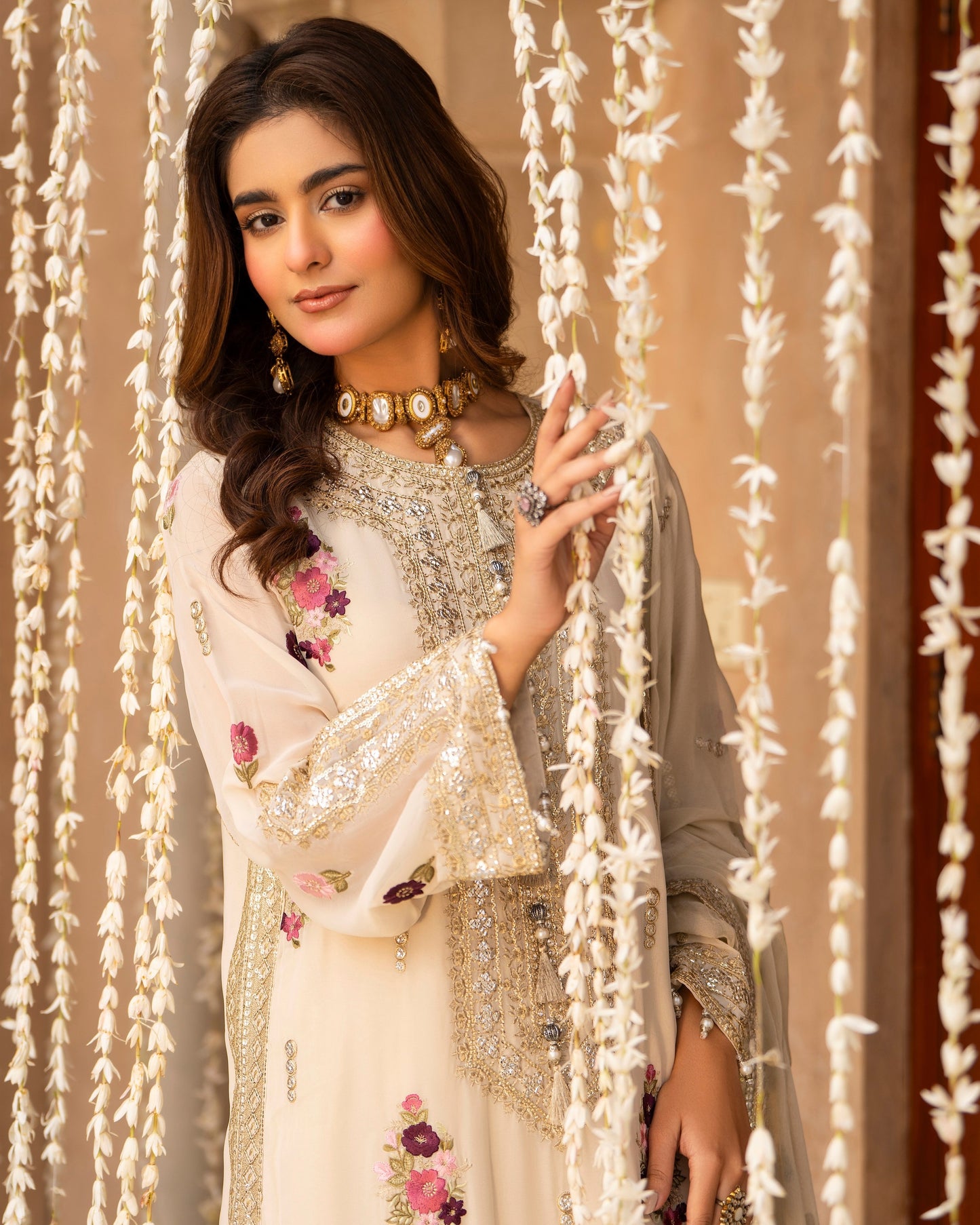 Karma Hayat 496 Warm Ivory