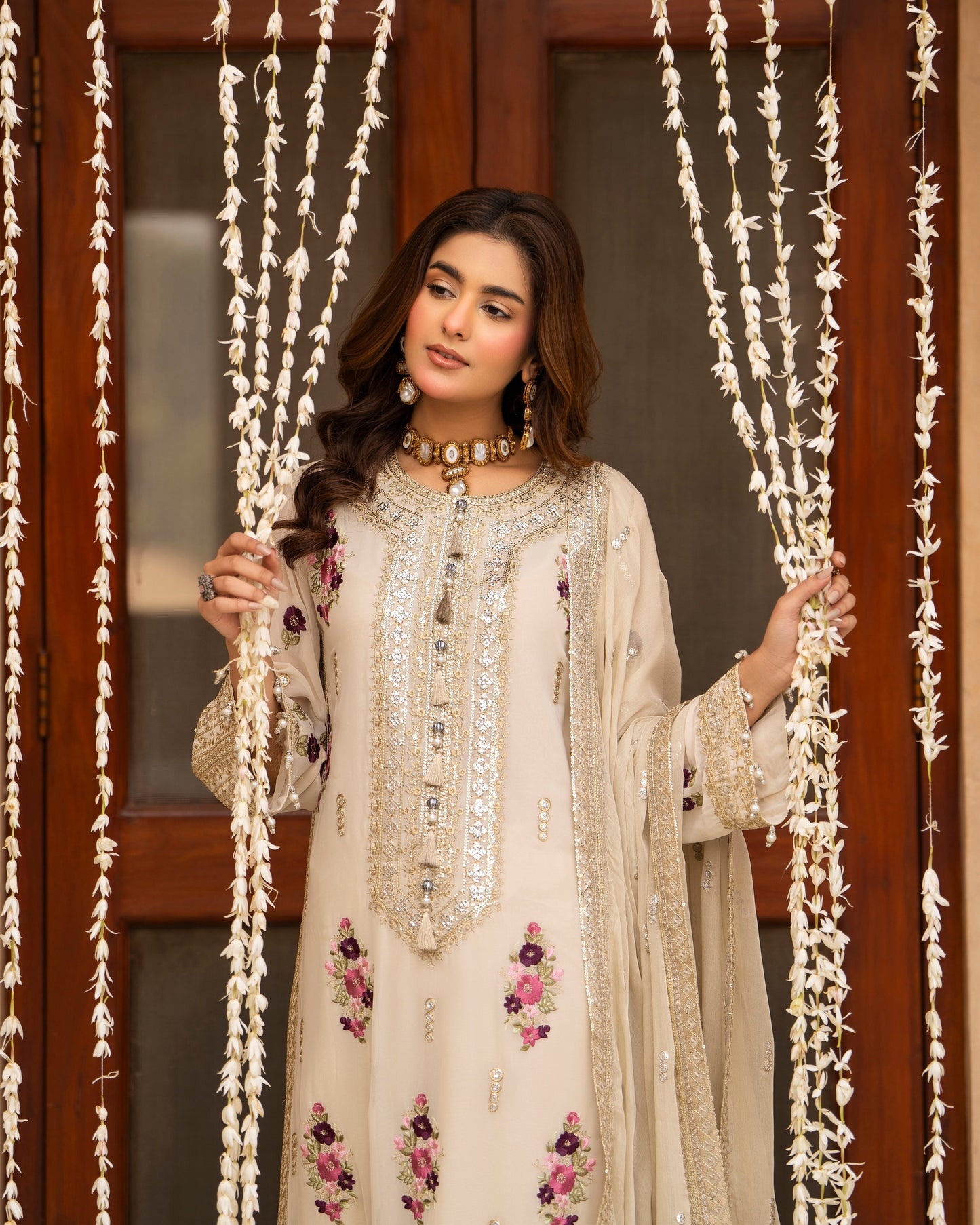 Karma Hayat 496 Warm Ivory