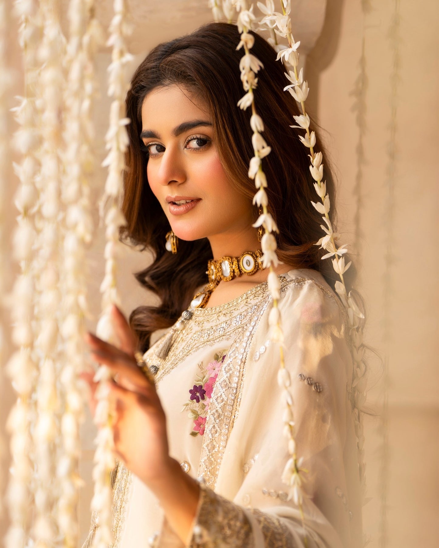 Karma Hayat 496 Warm Ivory