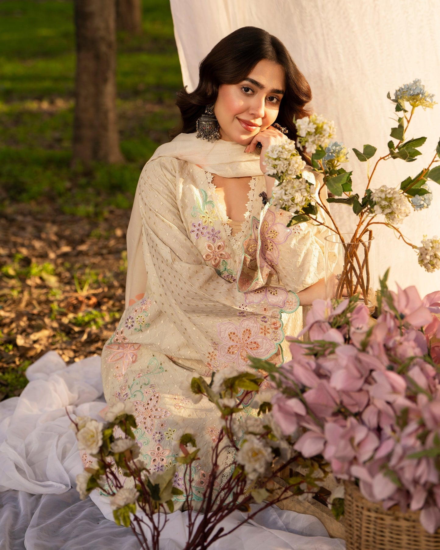 Karma Haya 1545 Egg Shell