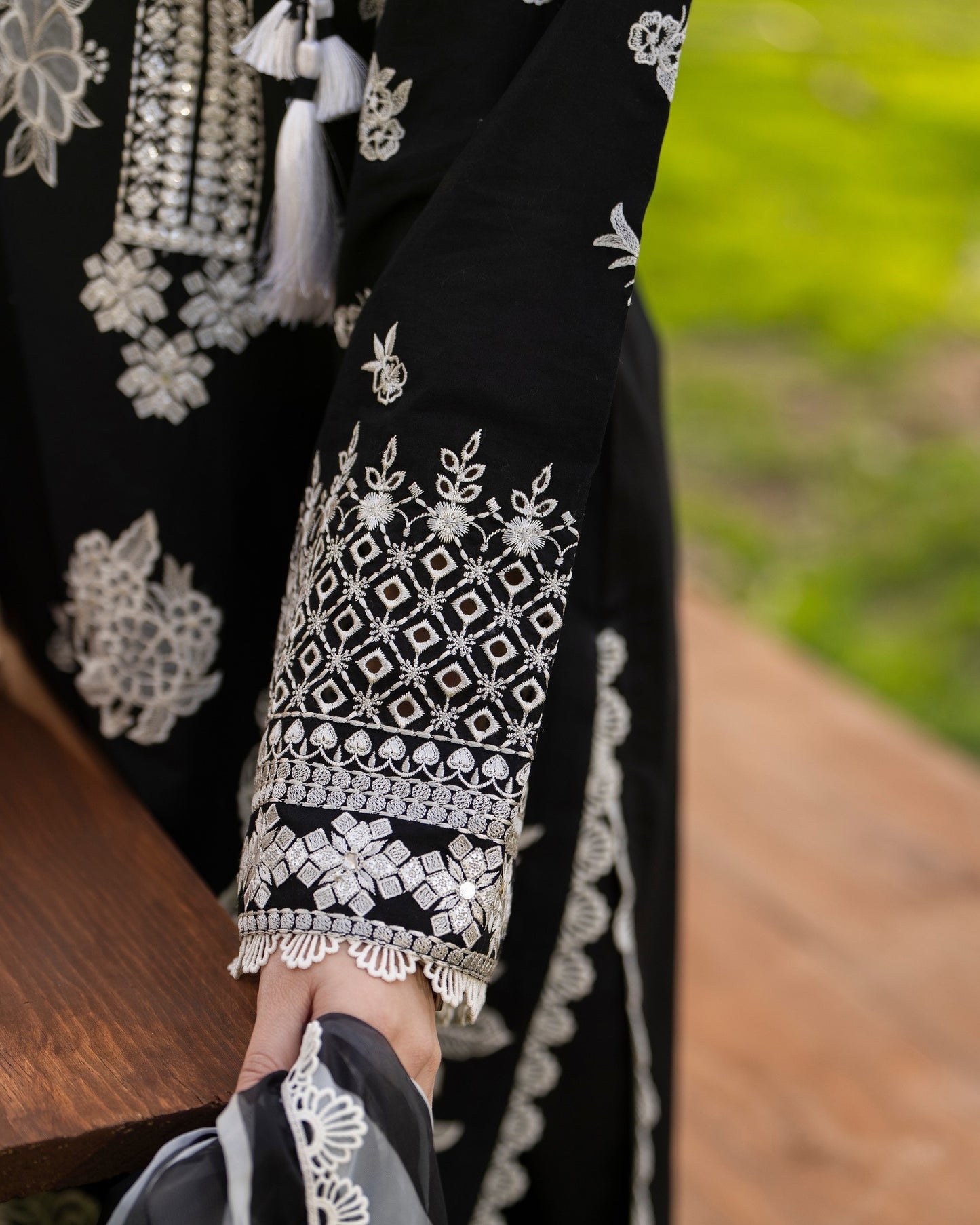 Karma Haya 1541 Black.