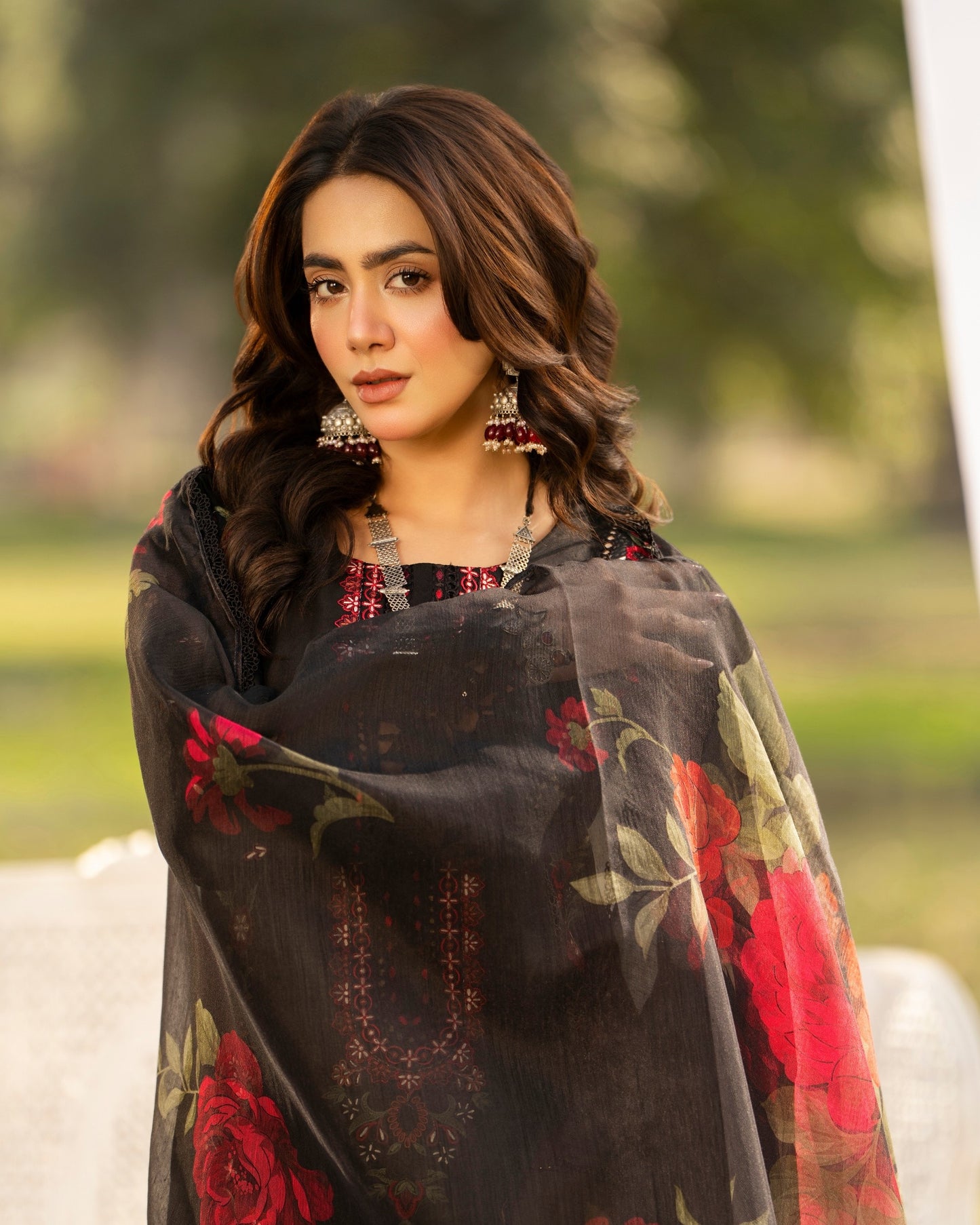 Karma Haya 1546 Black Flora