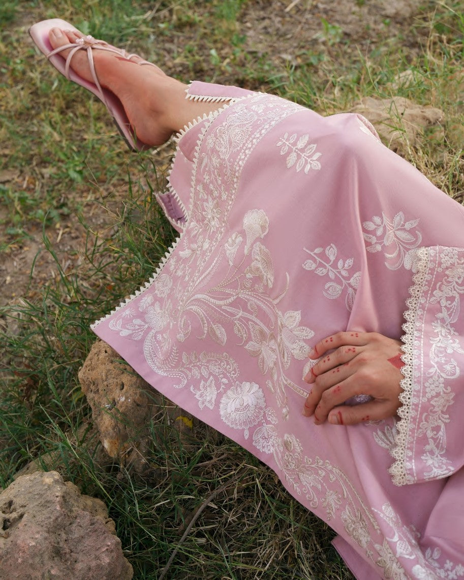 Her Petaline Pink