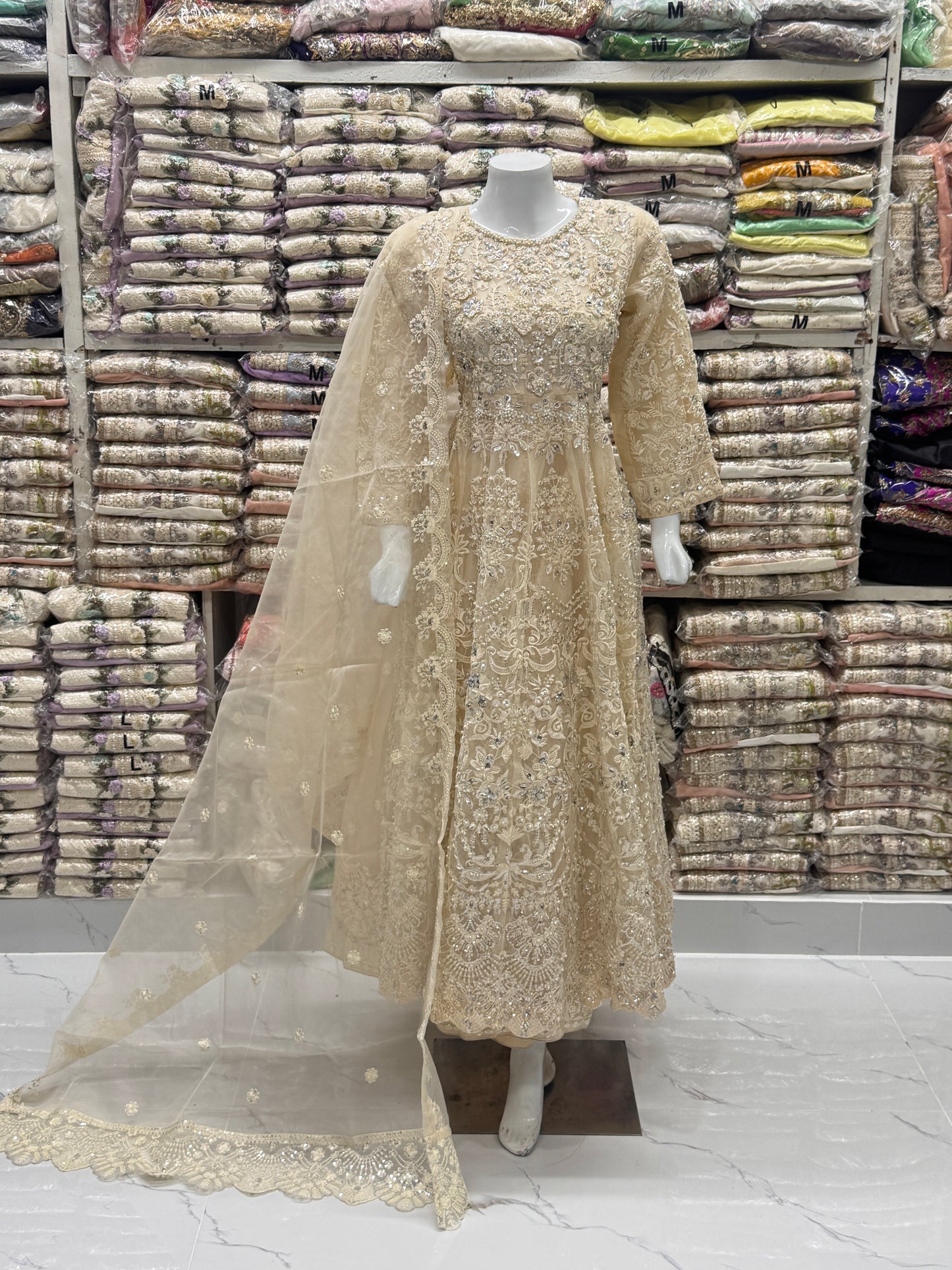 Rang-e-Hoor FG 161 Cream