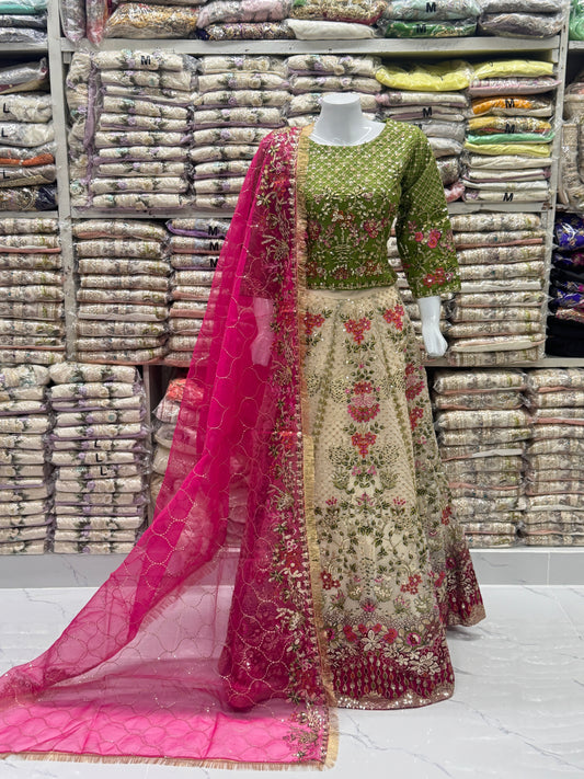 Zewar-e-Ishq FG 152 Mehndi White