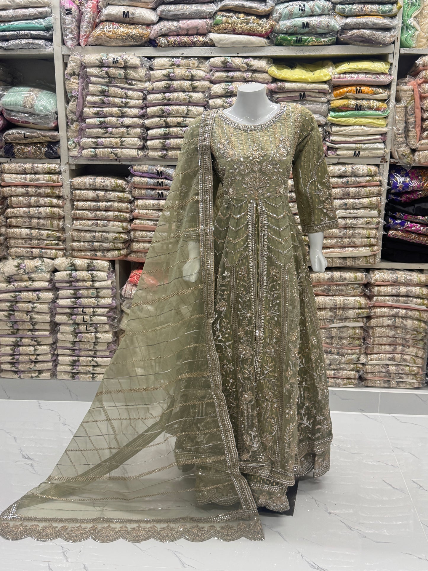 Gulaab-e-Ishq FG 145 Olive