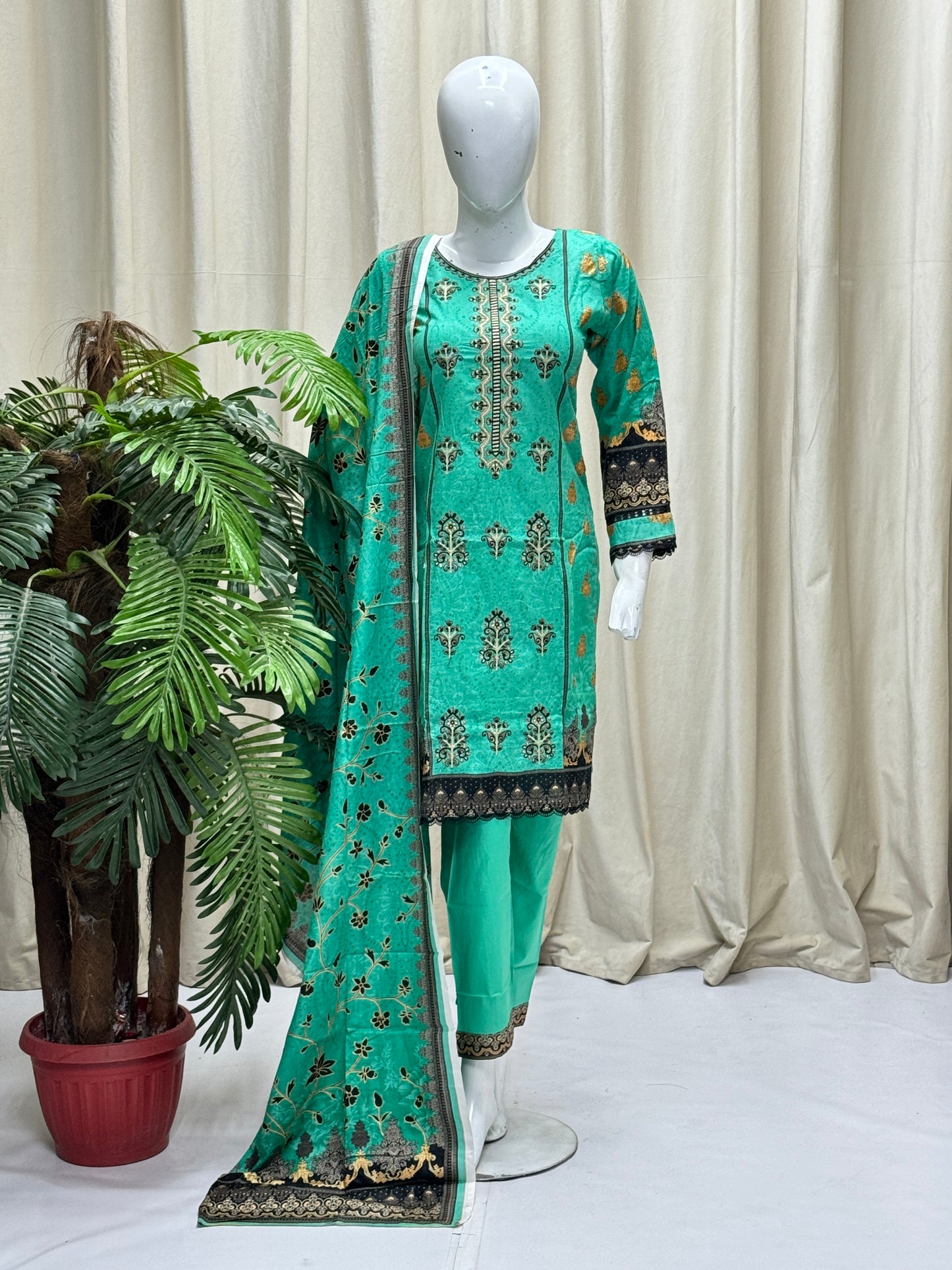 HM Lawn with Lawn Dupatta 195 Green