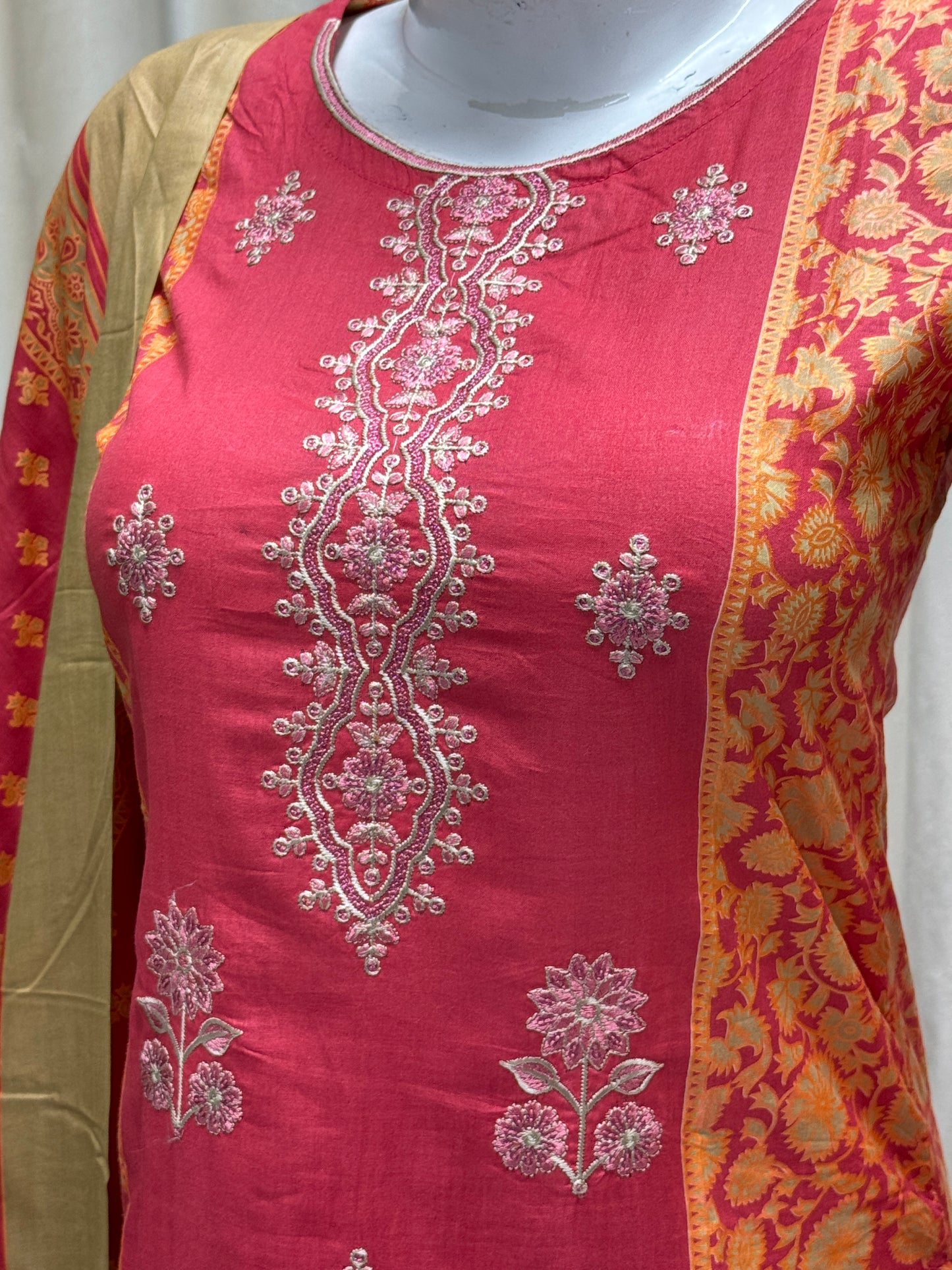 HM Lawn with Lawn Dupatta 182 Pink