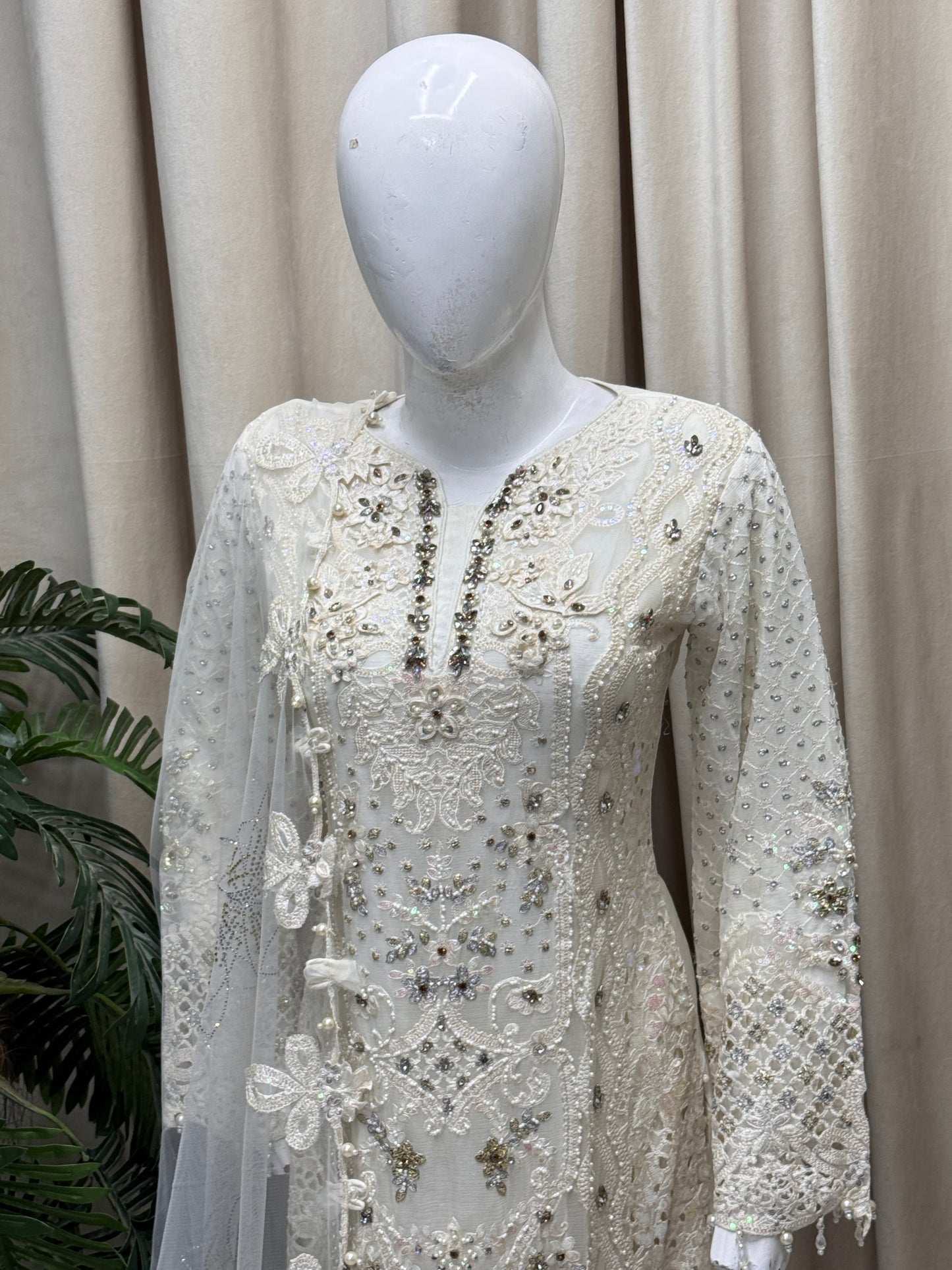 Chandni Haze Off White