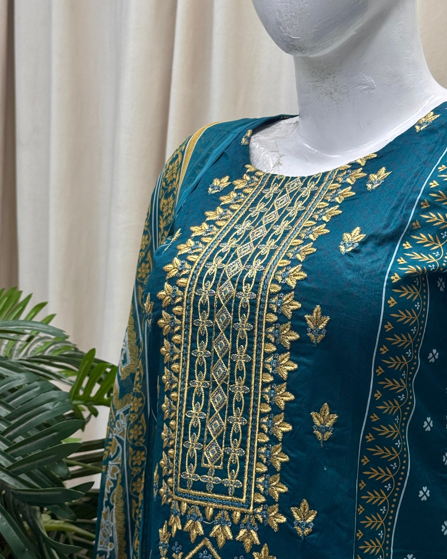 K&R Lawn - Chiffon Dupatta 282 Green