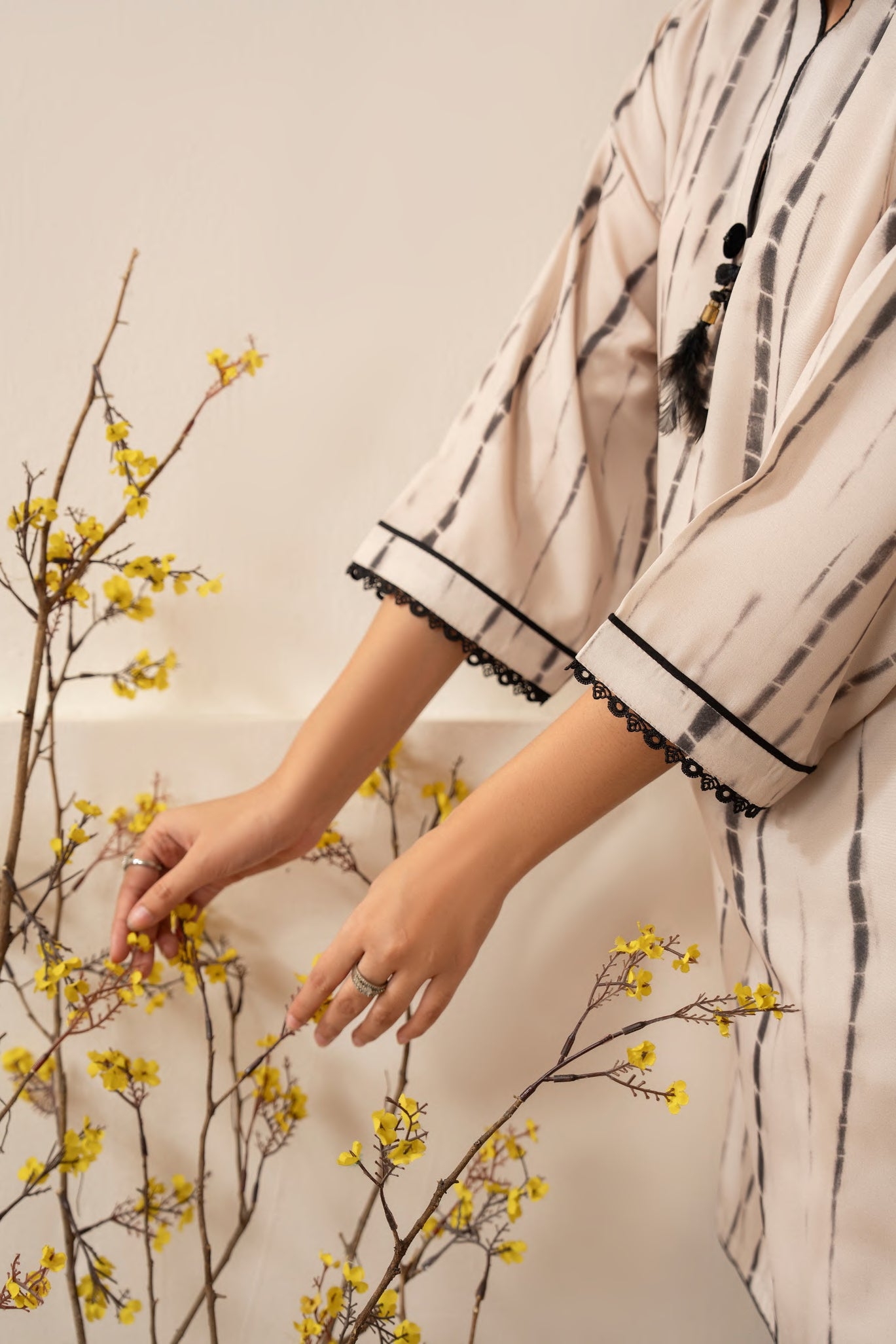 Janaan Summer Drop Noir Lines