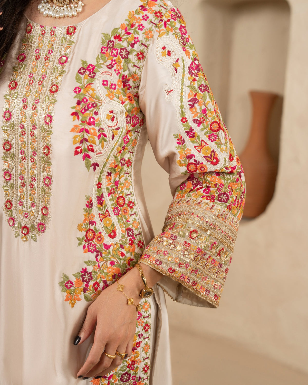 Karma Jugni 533 Warm Ivory