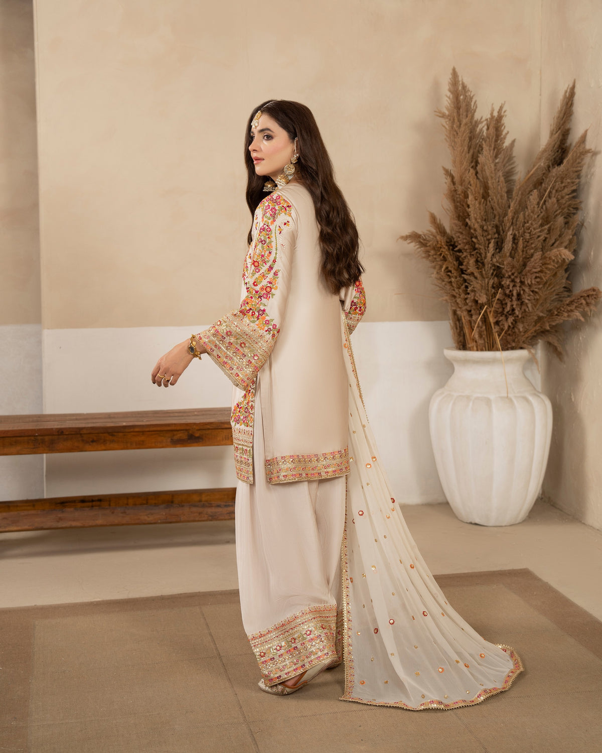 Karma Jugni 533 Warm Ivory