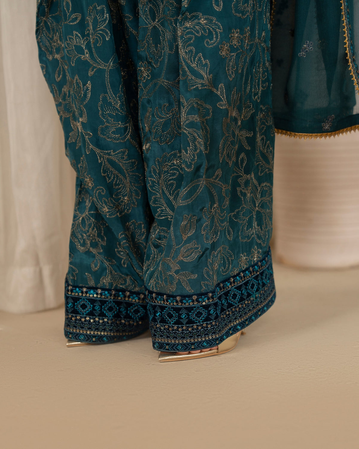 Karma Jugni 528 Peacocok Green