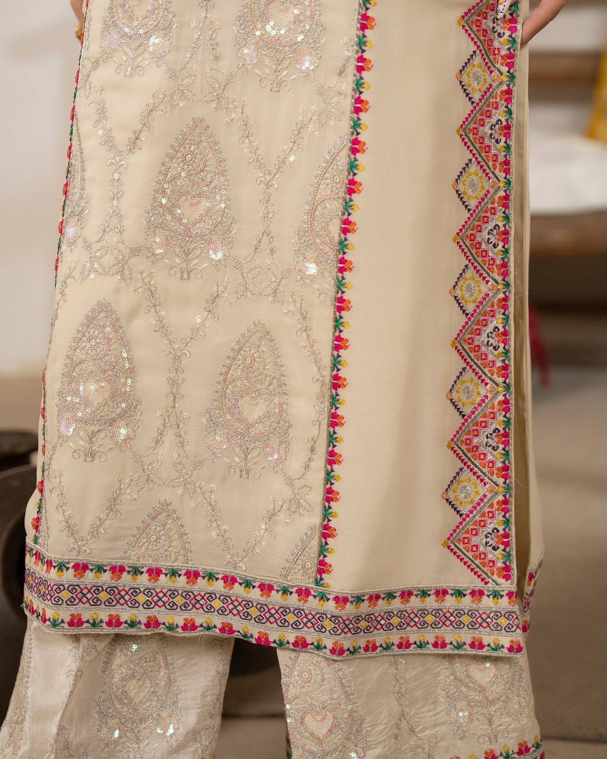 Karma Jugni 529 Champagne Cream