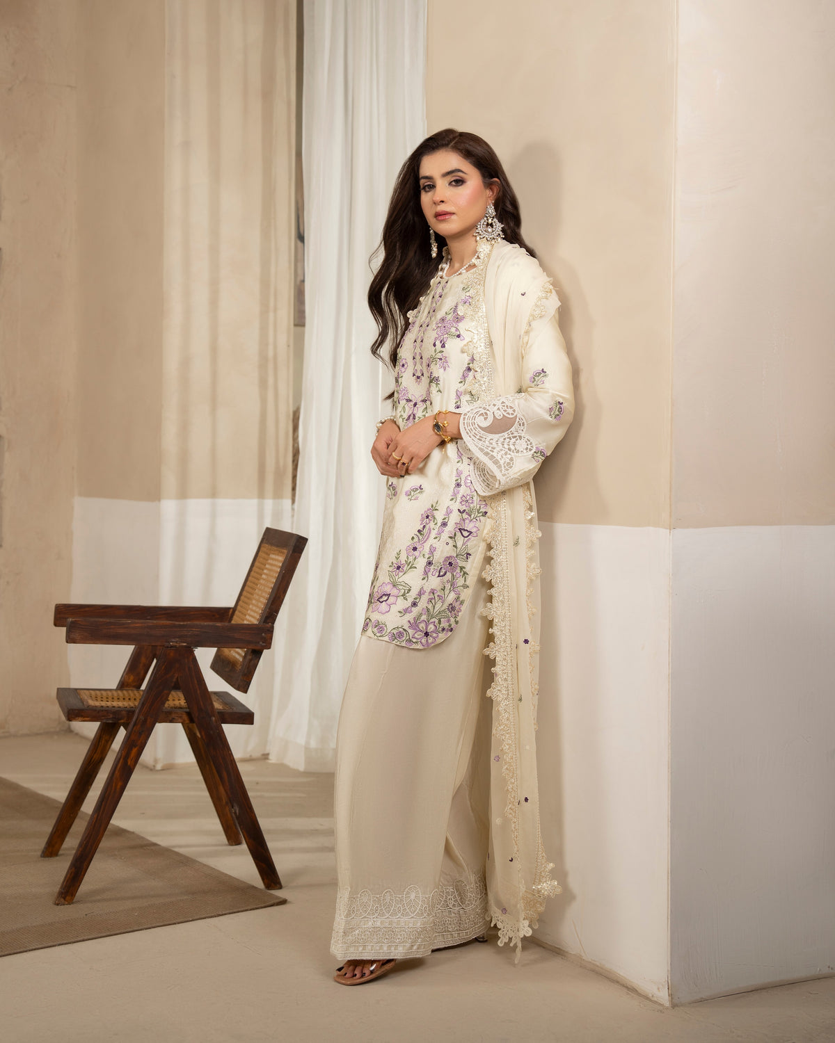 Karma Jugni 532 Ivory