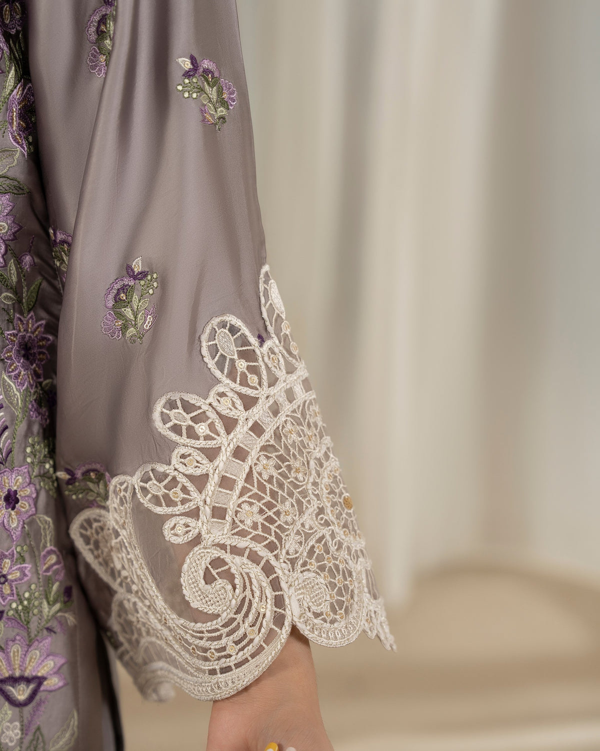 Karma Jugni 532 Taupe Grey