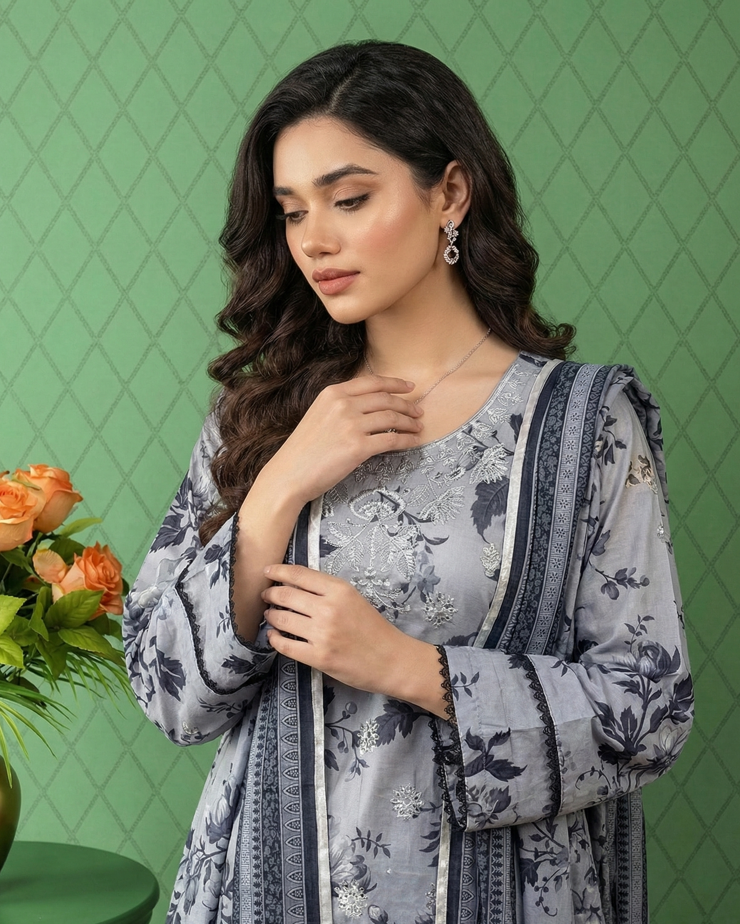K&R Lawn - Lawn Dupatta 636 Grey