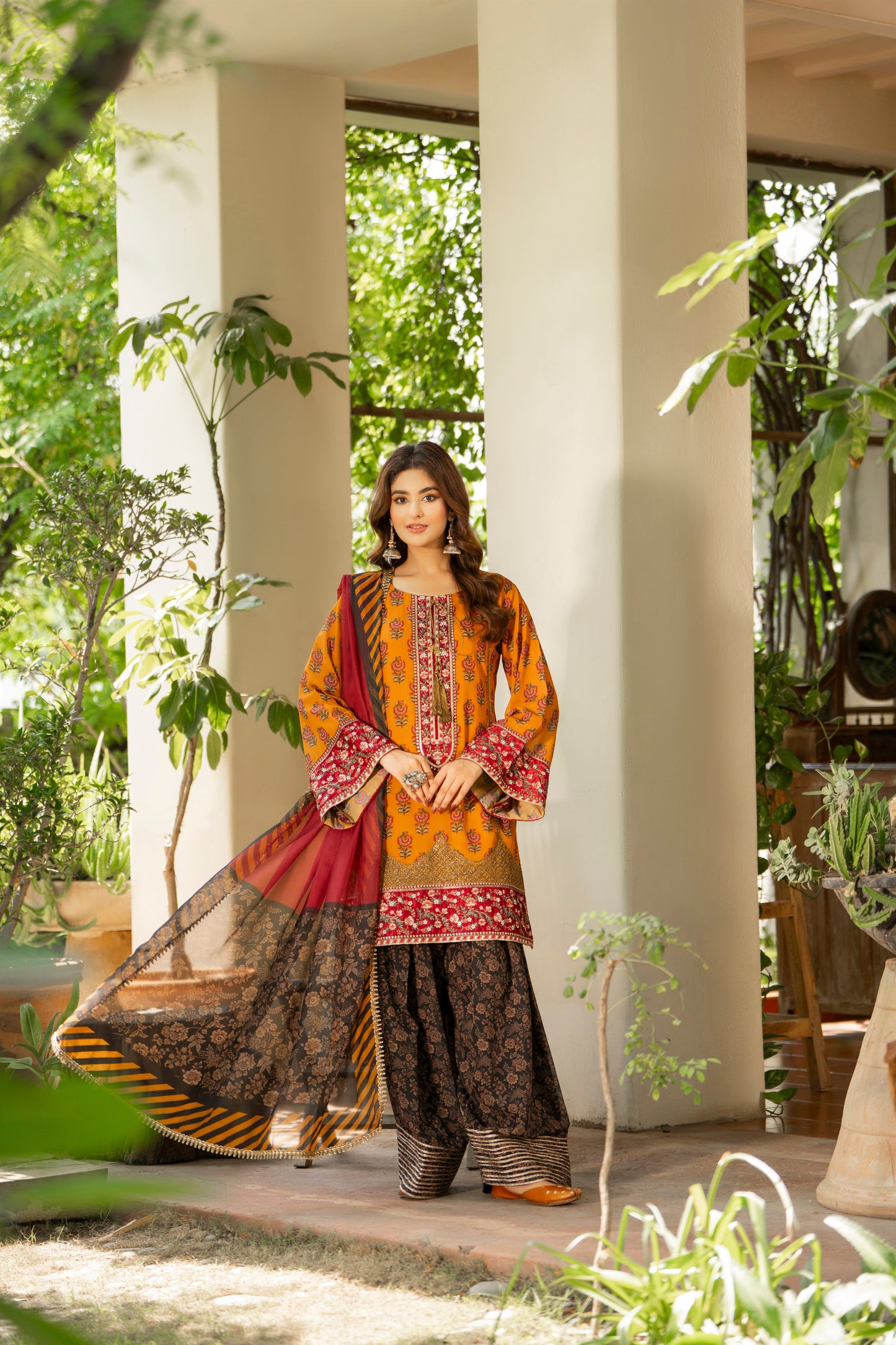 Karma Khumaar 475 Ochre