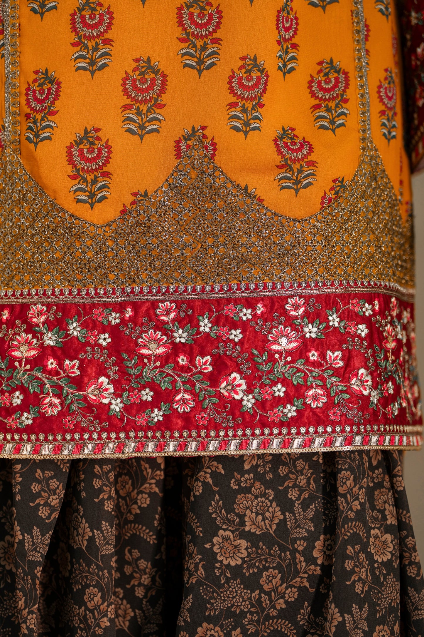 Karma Khumaar 475 Ochre