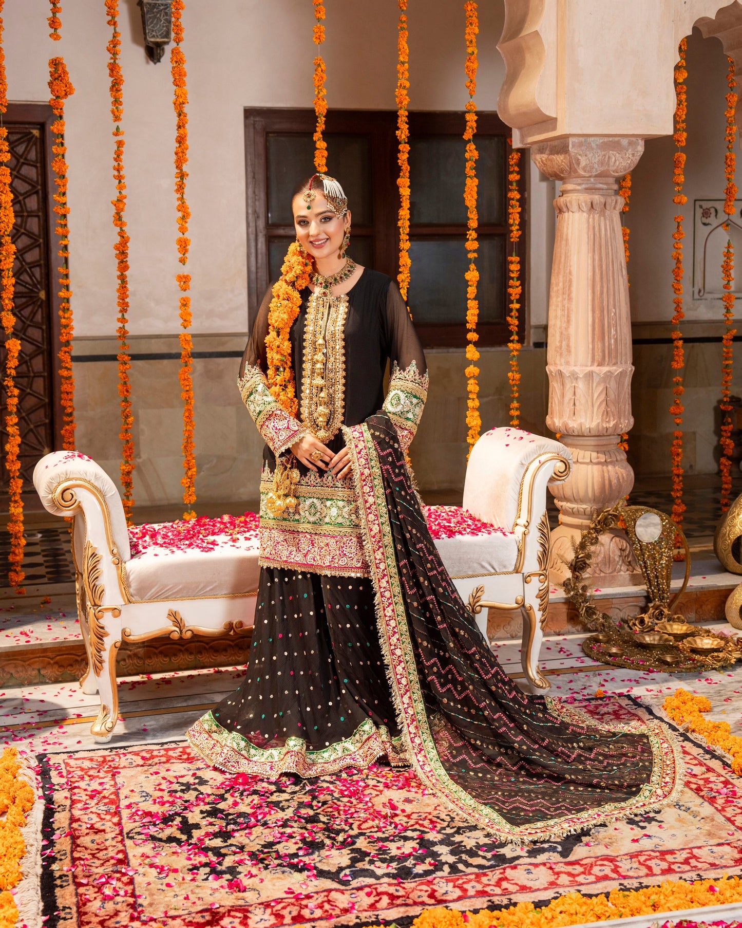 Karma 484 Sable Black