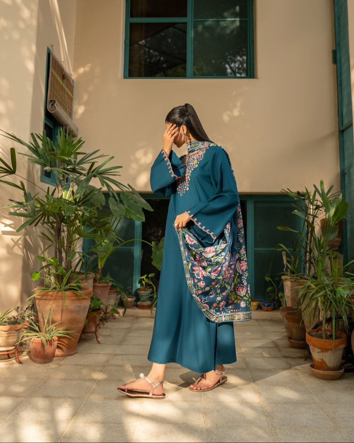 Misha Linen Drop 1 Graceful Teal