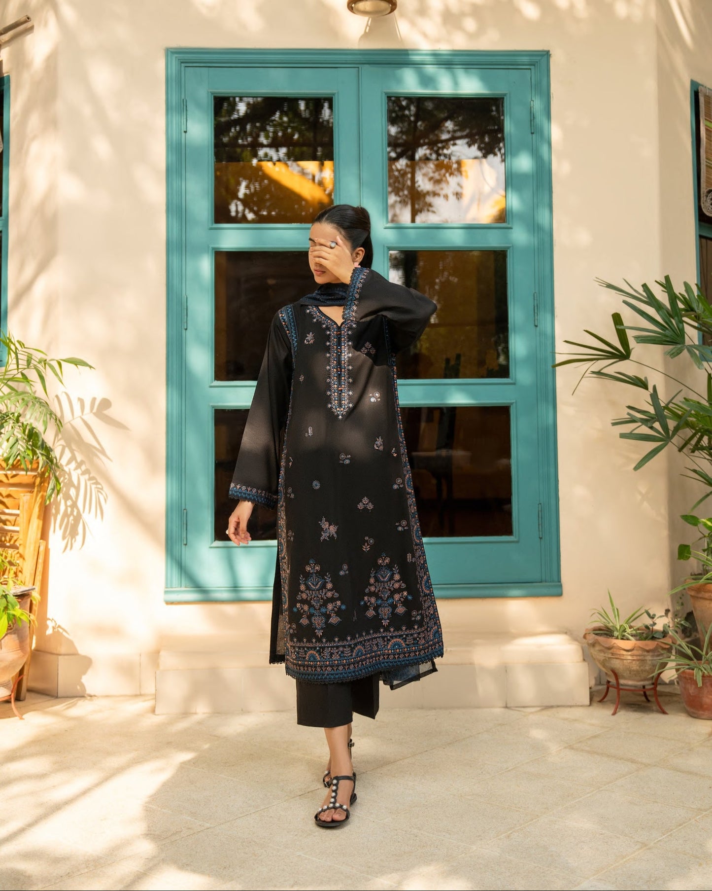 Misha Linen Drop 1 Black