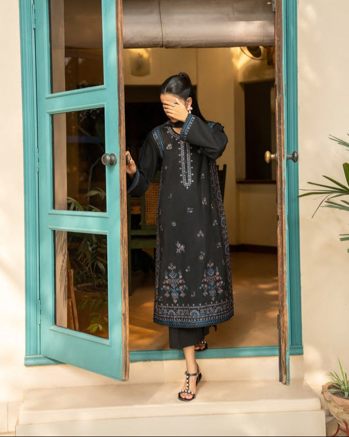 Misha Linen Drop 1 Black