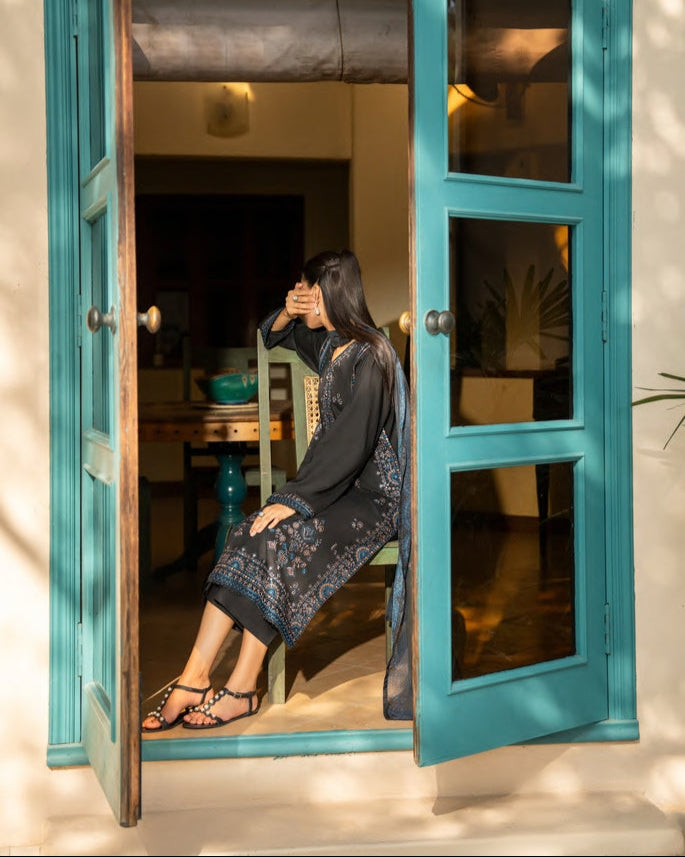 Misha Linen Drop 1 Black