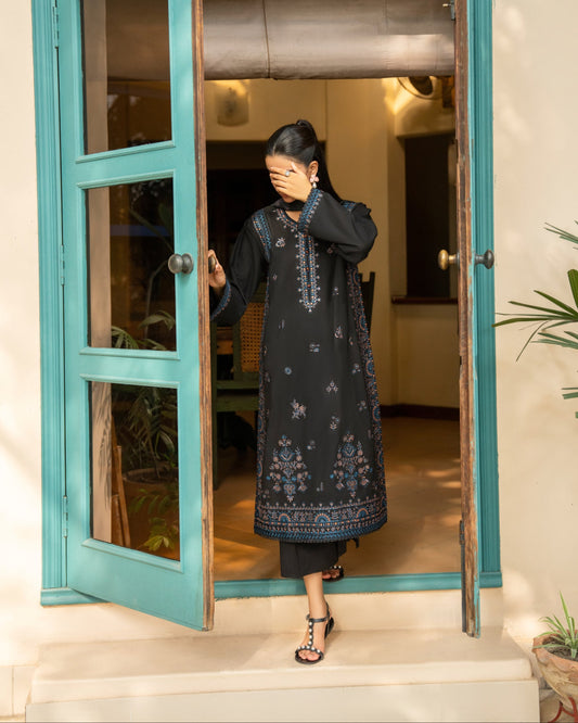 Misha Linen Drop 1 Black