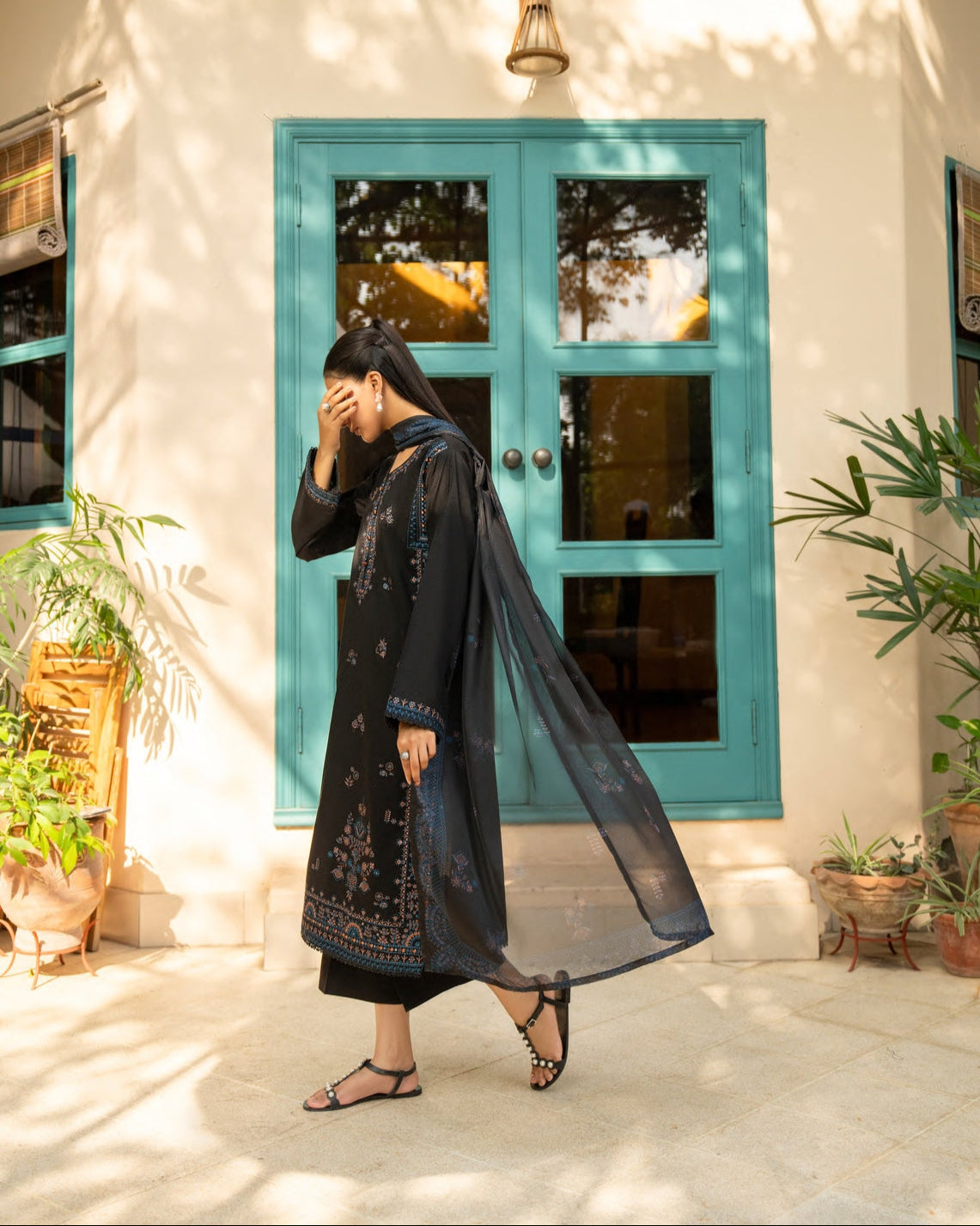 Misha Linen Drop 1 Black