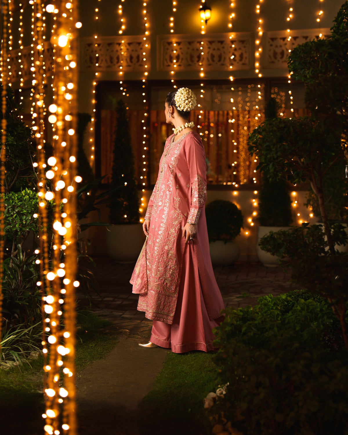 Chand Bali Zar Gul Pink