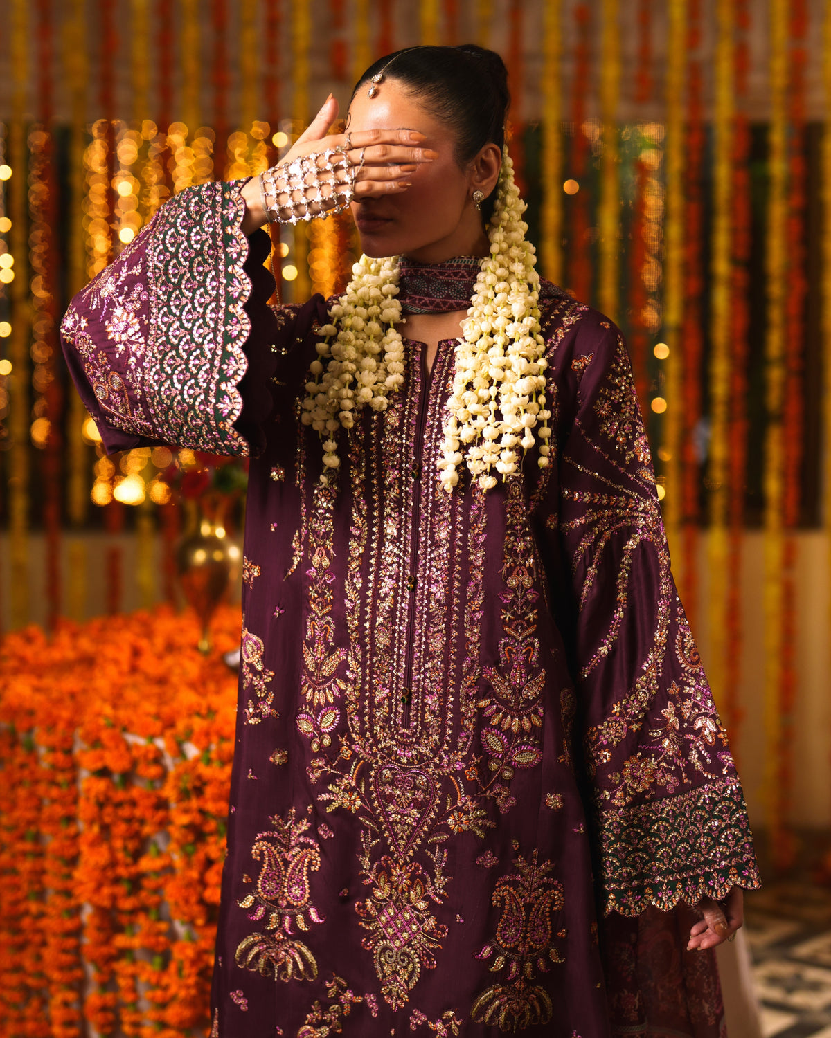 Chand Bali Husn e Zareen Plum