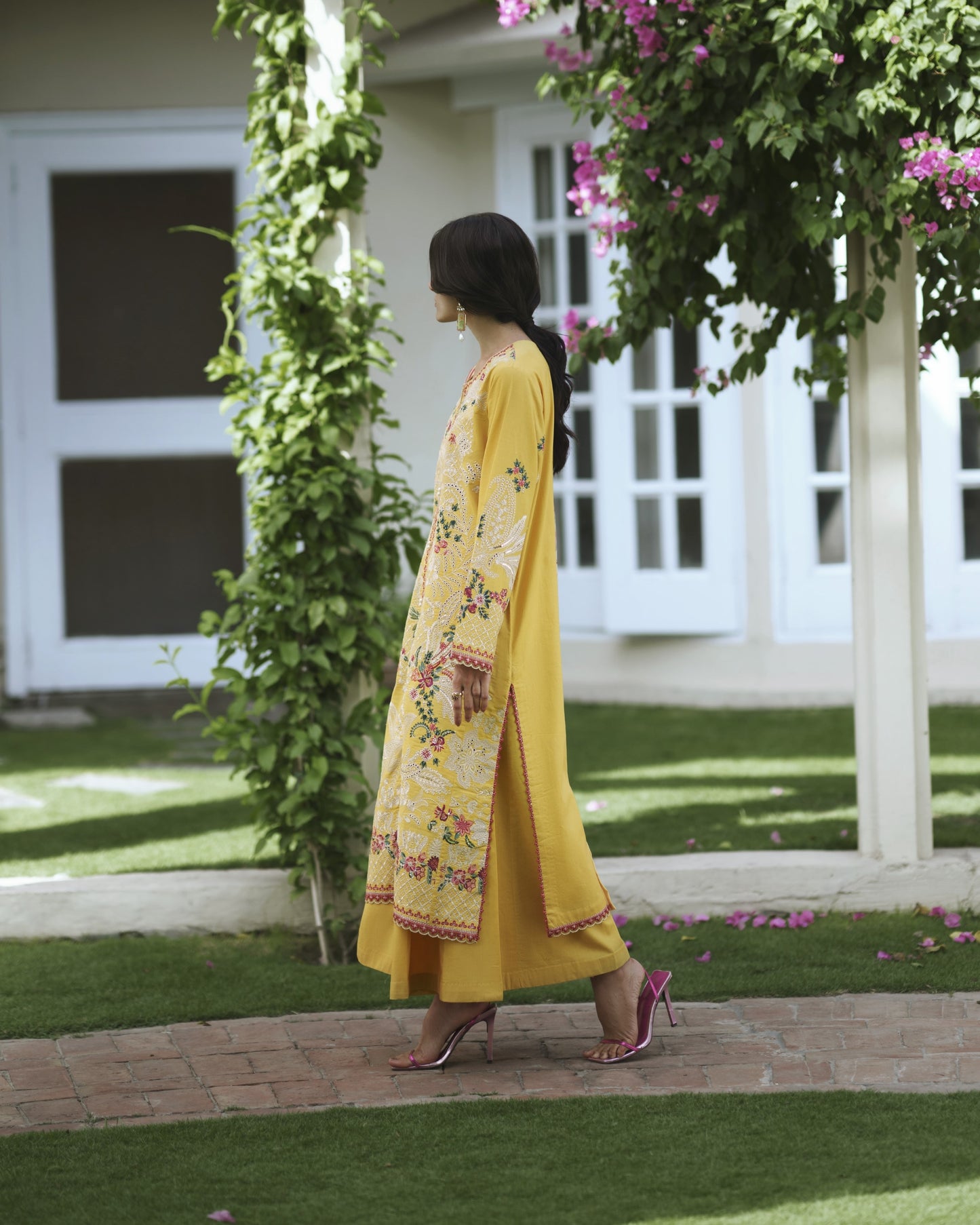 Sakoon Yellow