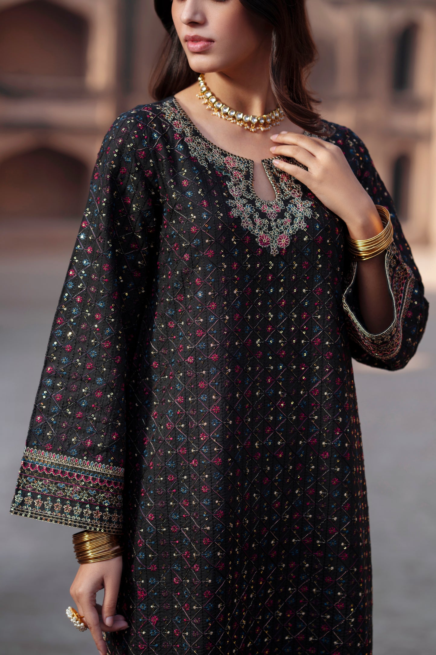 Ishqia Silk Raat-E-Ishq Black