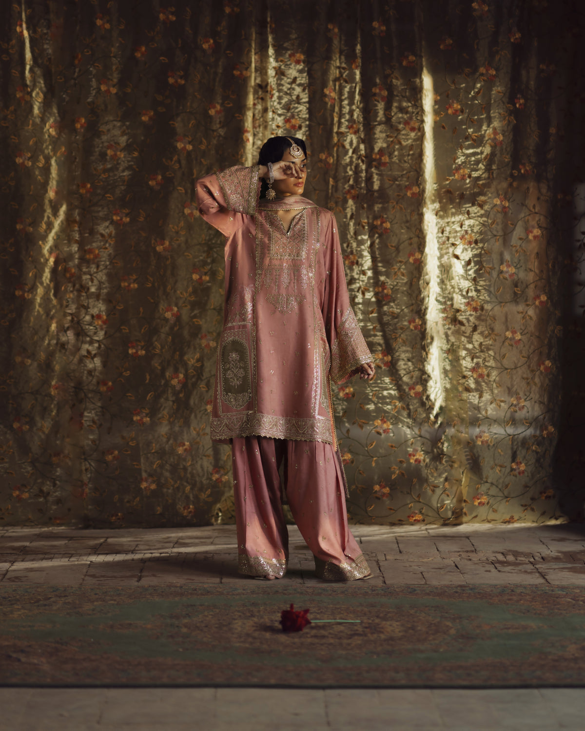 Rekha Laila Pink