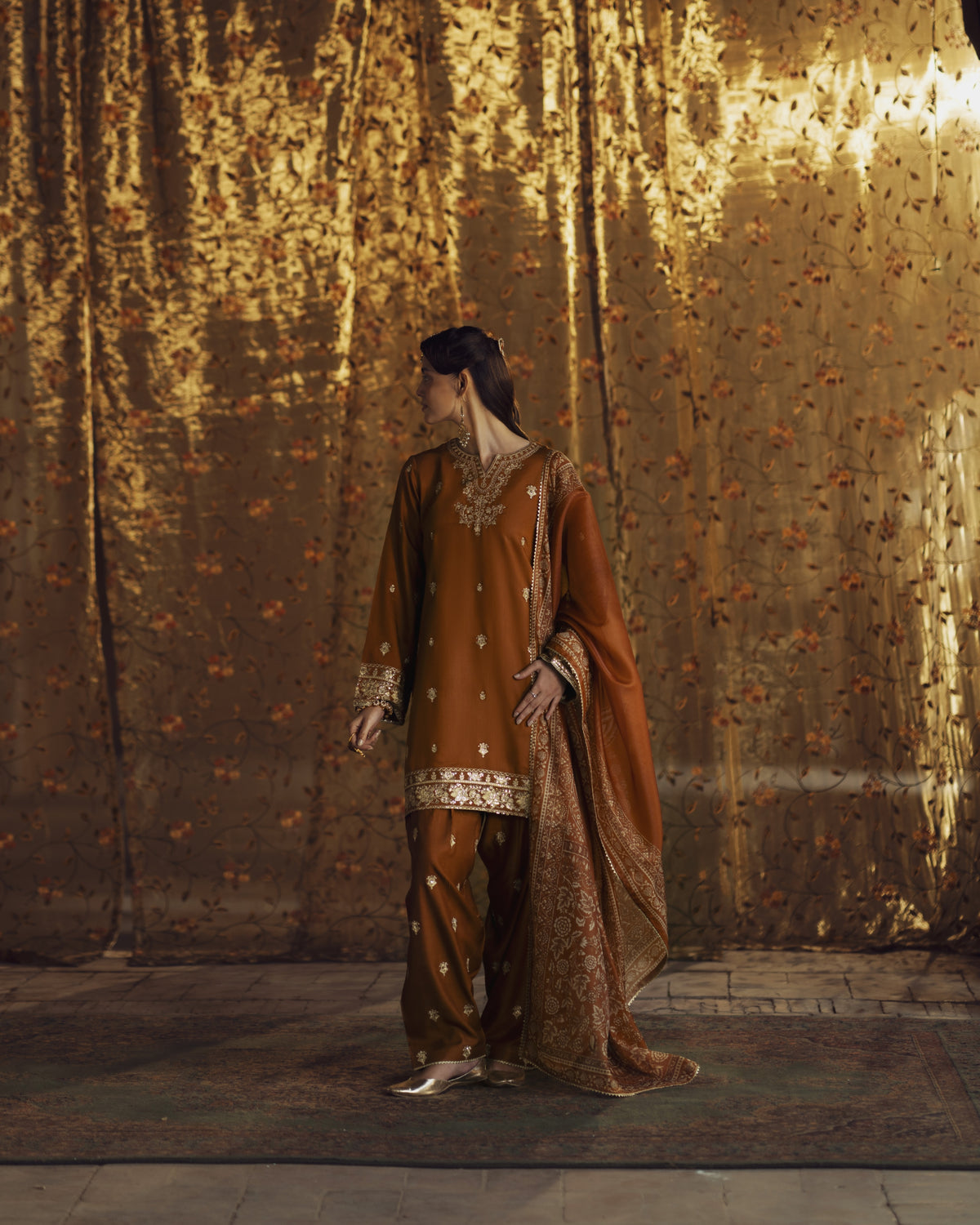 Rekha Oraila Orange