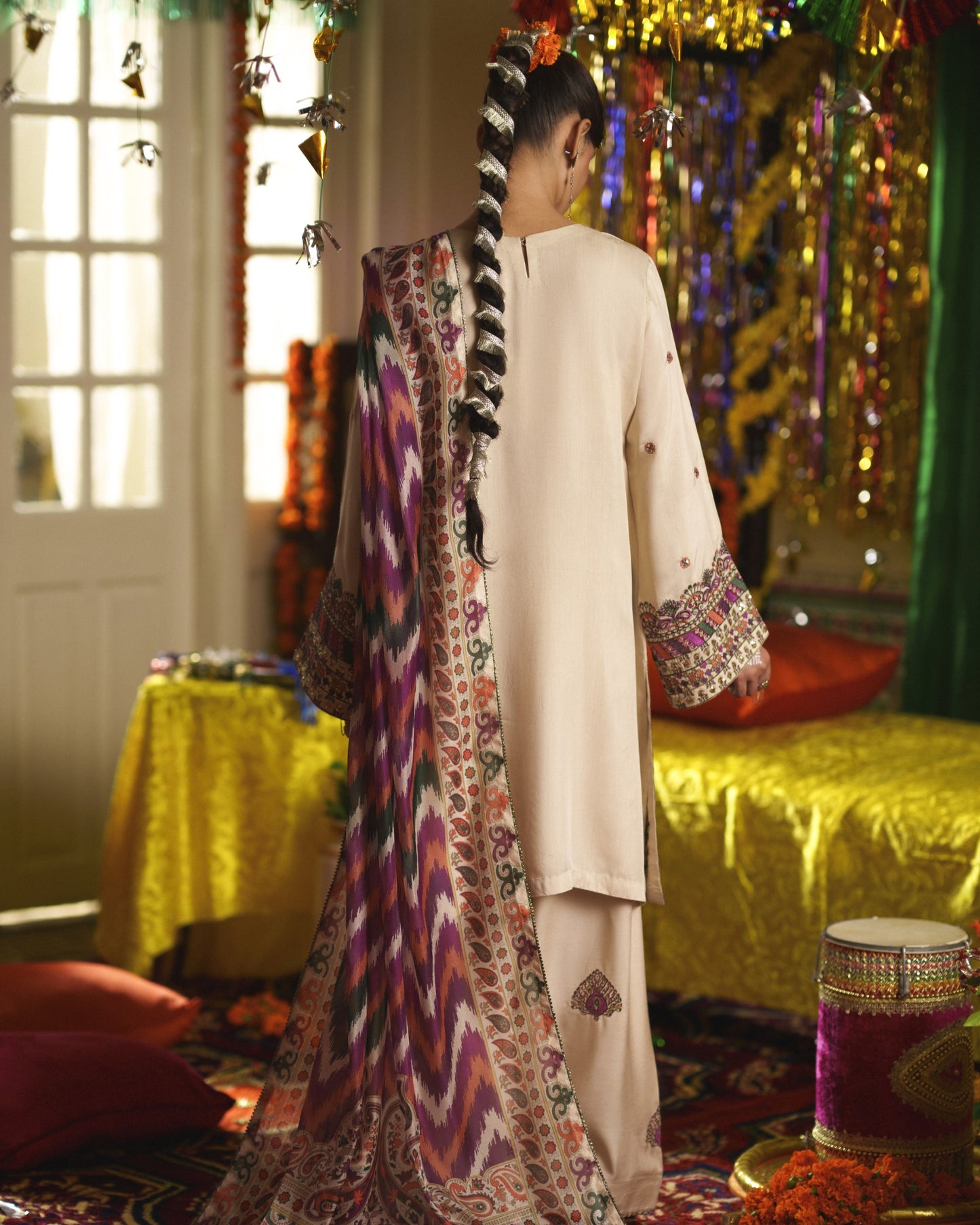 Mubarak Sehar Beige
