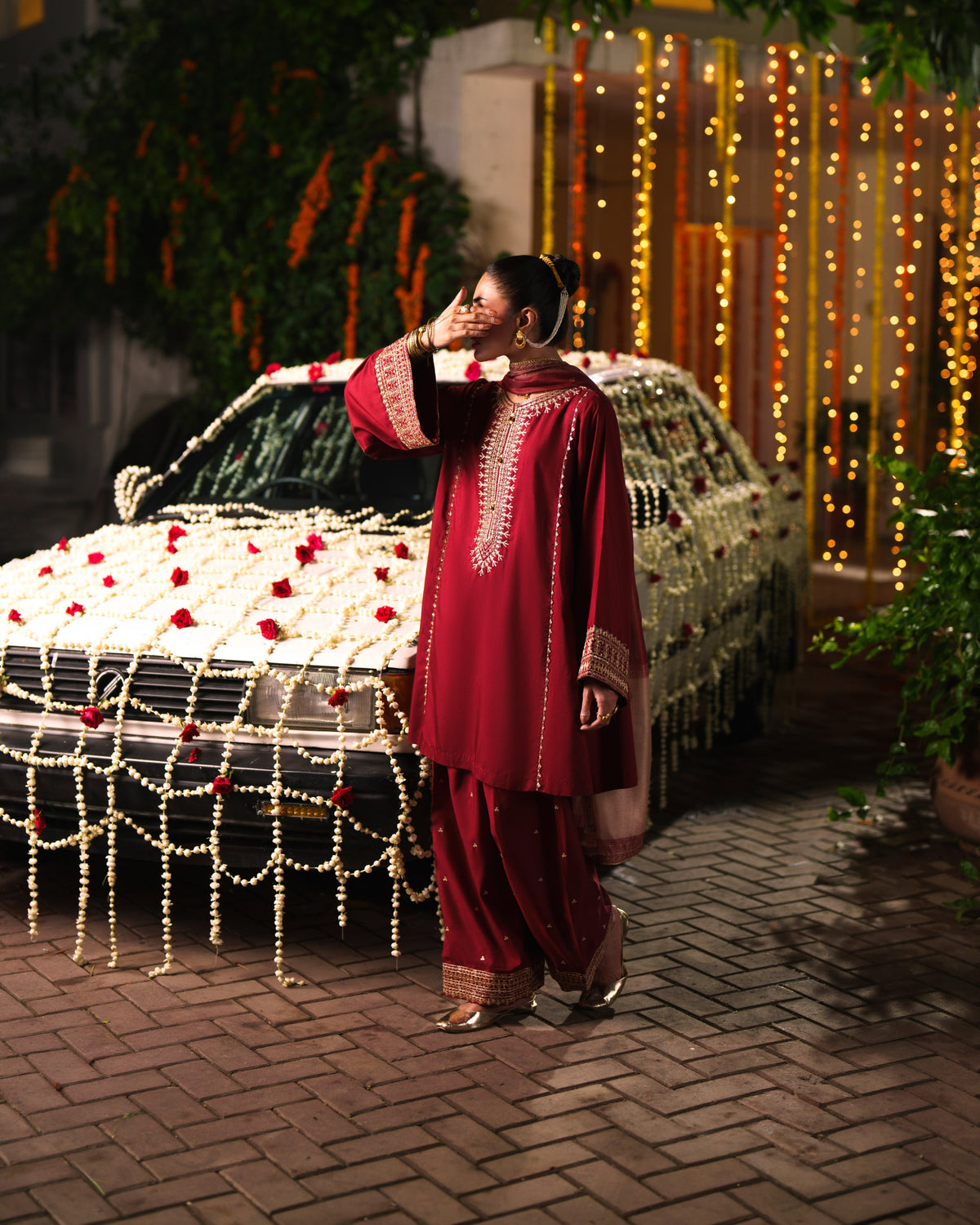 Chand Bali Waqar e Surkh Red