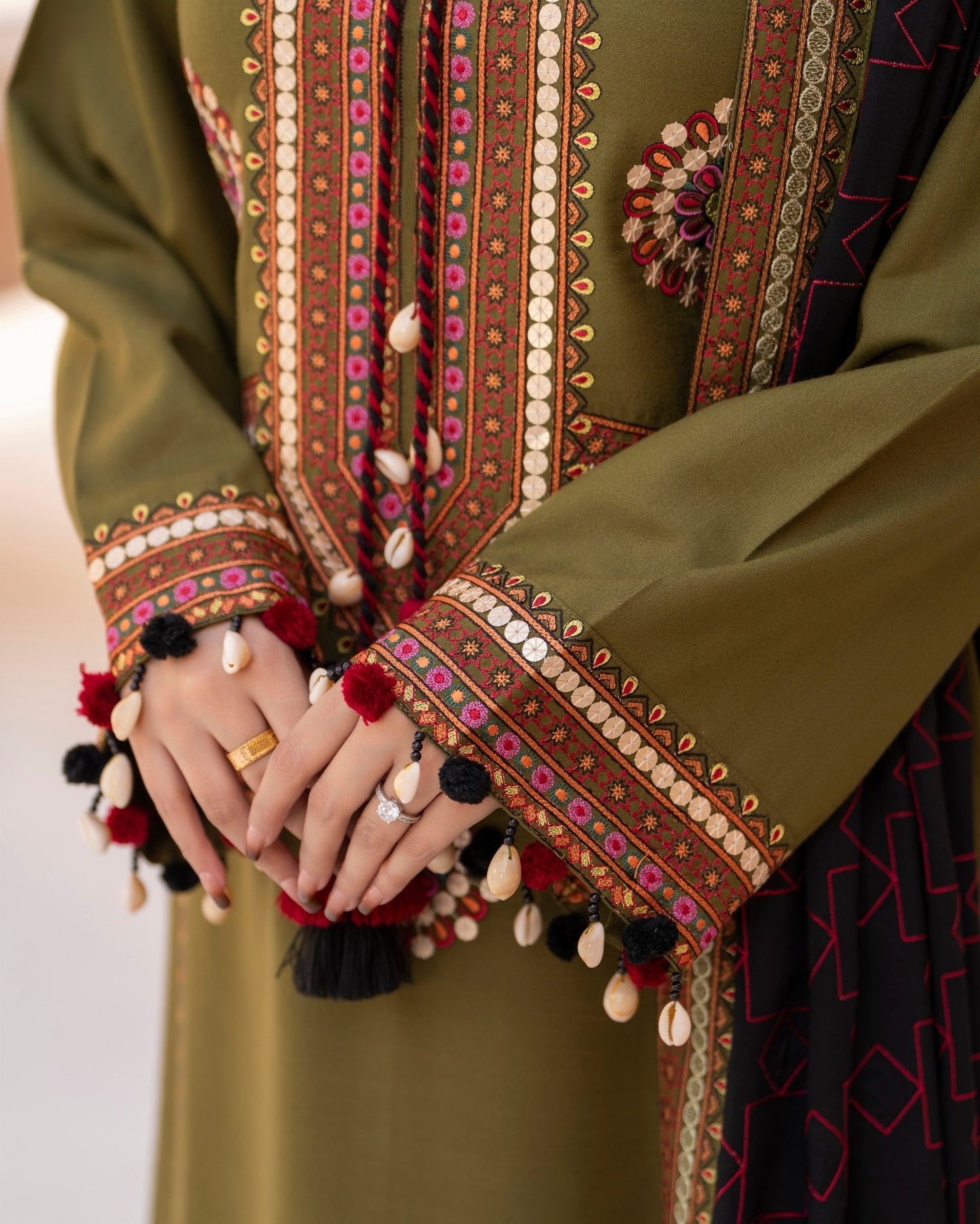 Karma Mishaal 1538 Army Green