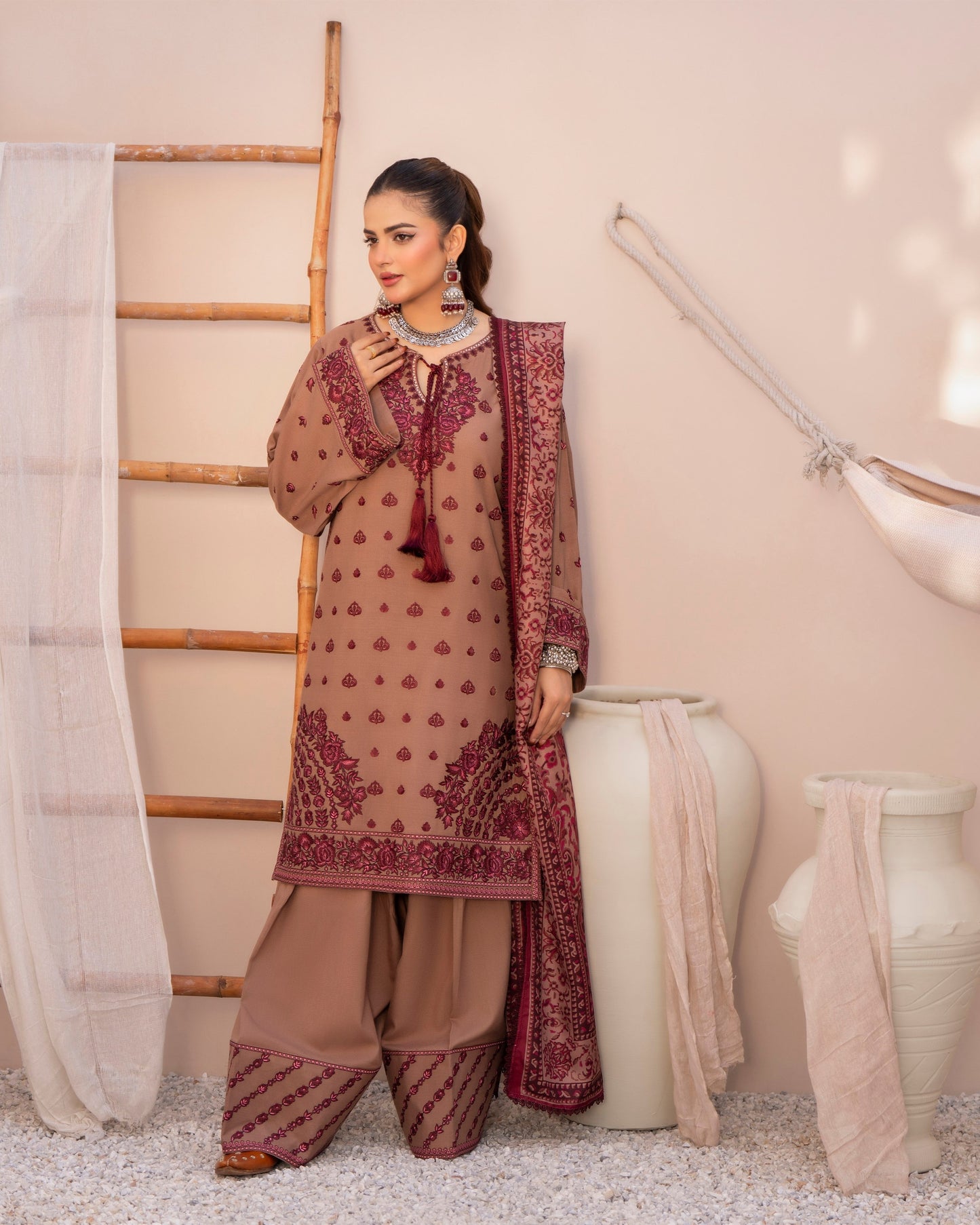 Karma Mishaal 1536 Espresso