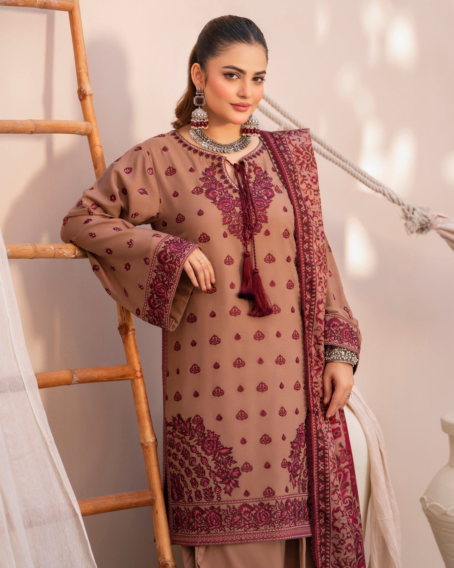 Karma Mishaal 1536 Espresso