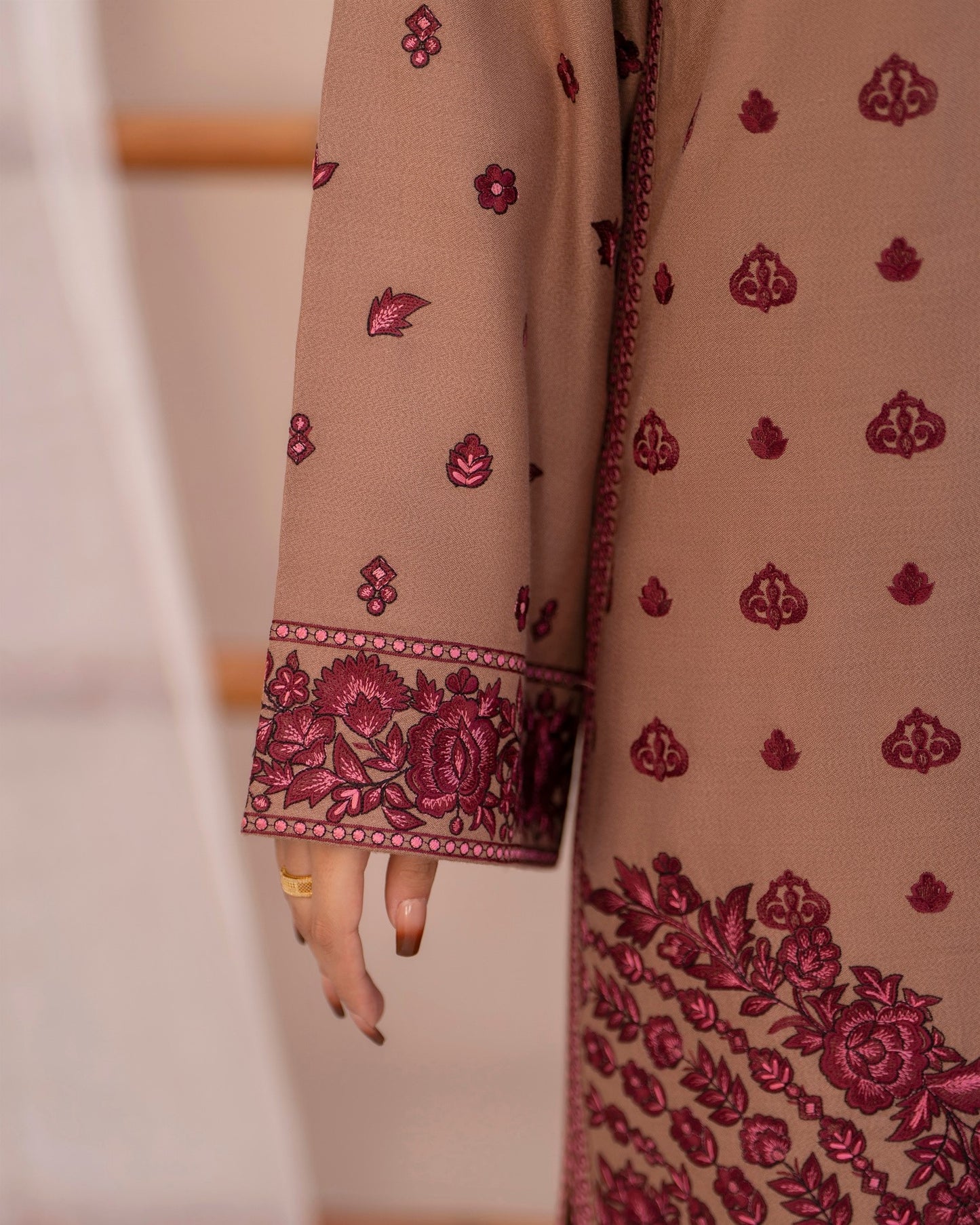 Karma Mishaal 1536 Espresso