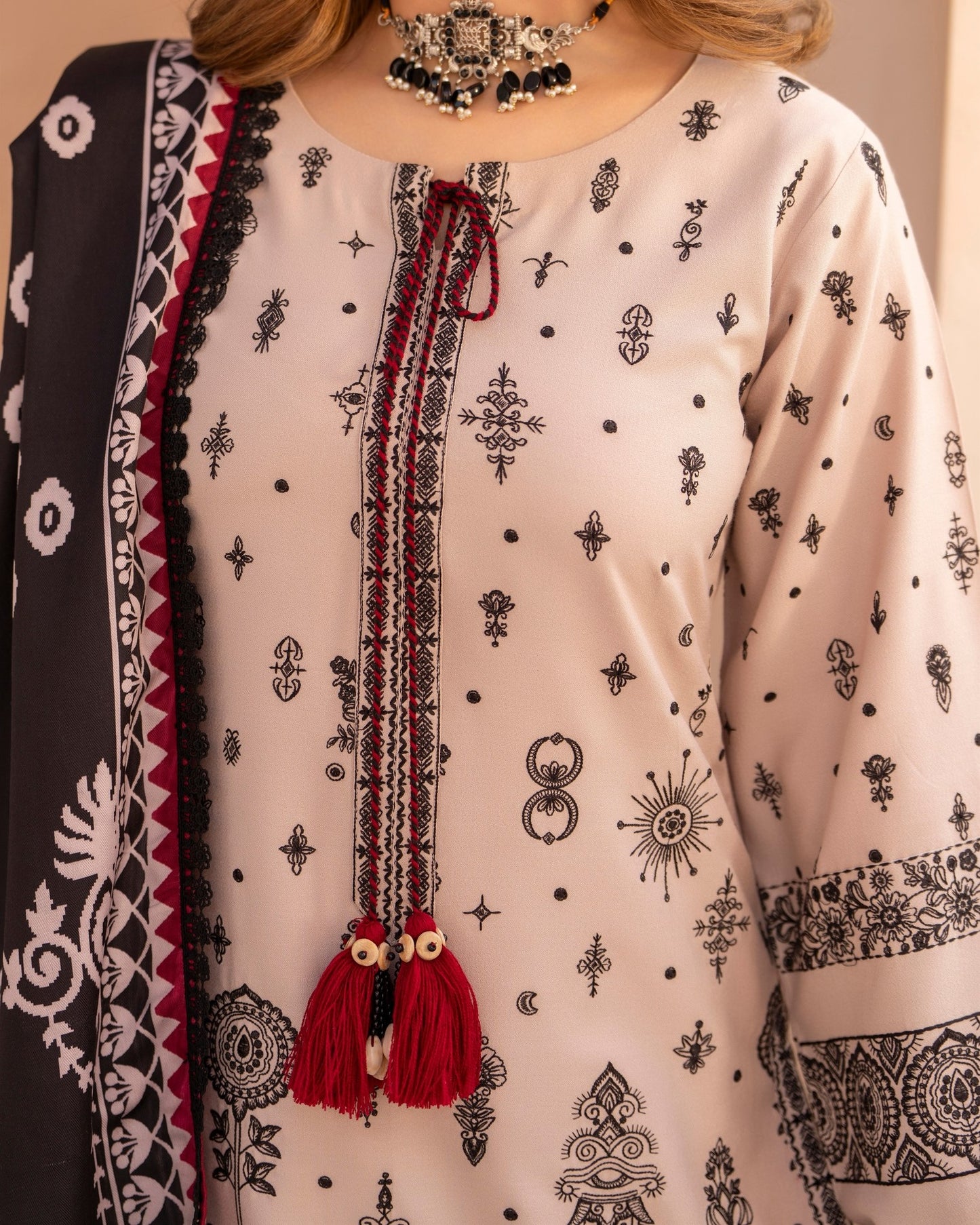 Karma Mishaal 1531 Almond Skin